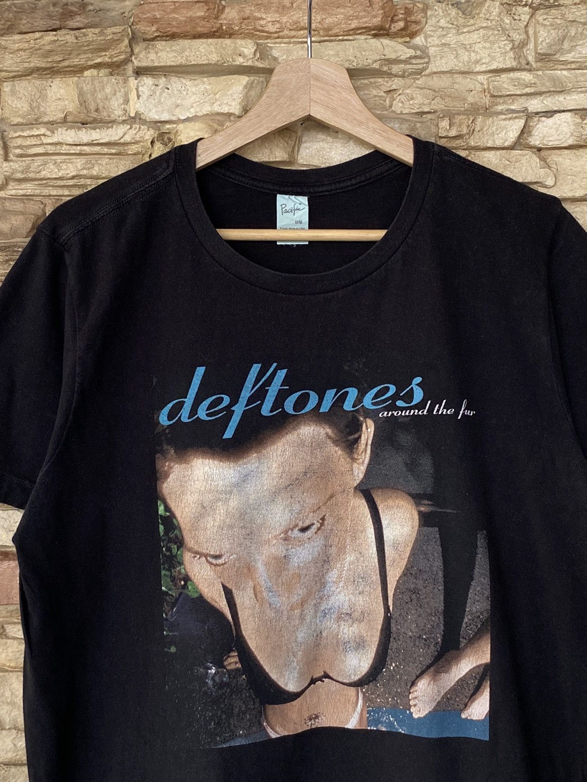 Vintage Rare Vintage 1997 Deftones Album Around The Fur Band Tees Size US M / EU 48-50 / 2 - 4 Thumbnail
