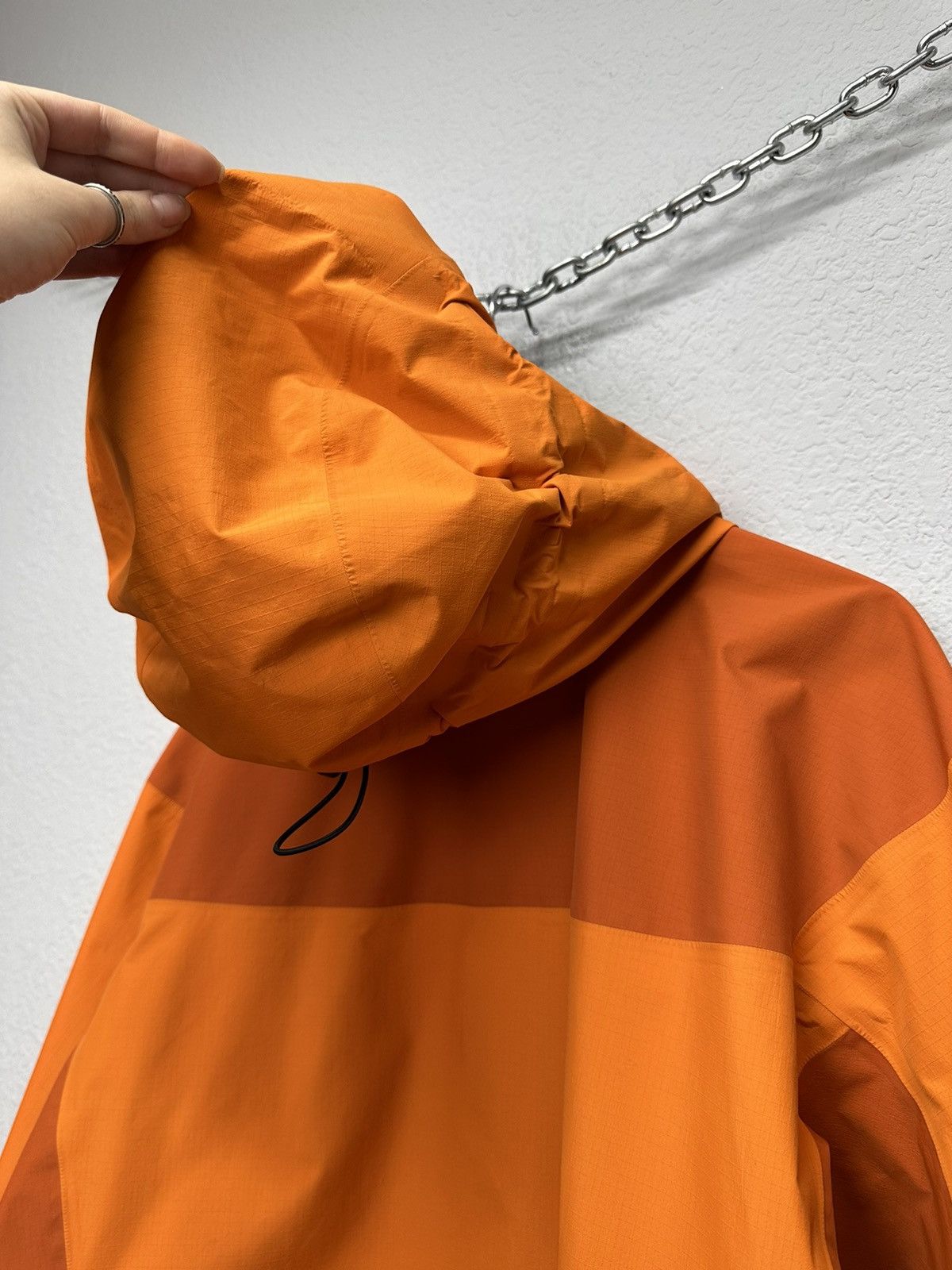 Arc'teryx Vintage Gore-tex Arcteryx Orange Shell Jacket Outdoor Size US XL / EU 56 / 4 - 16 Thumbnail