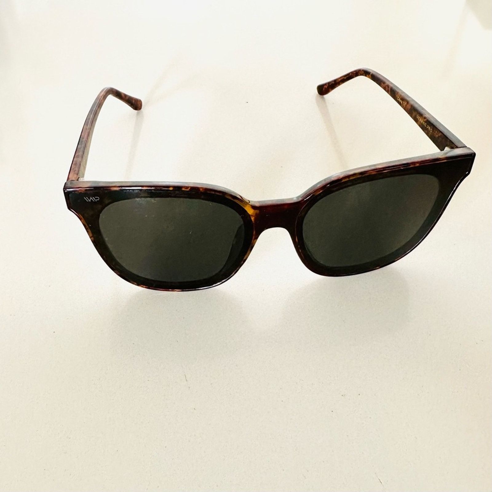 Nordstrom NEW Oversized Square Black Tortoiseshell Plastic Sunglasses Size ONE SIZE - 6 Thumbnail