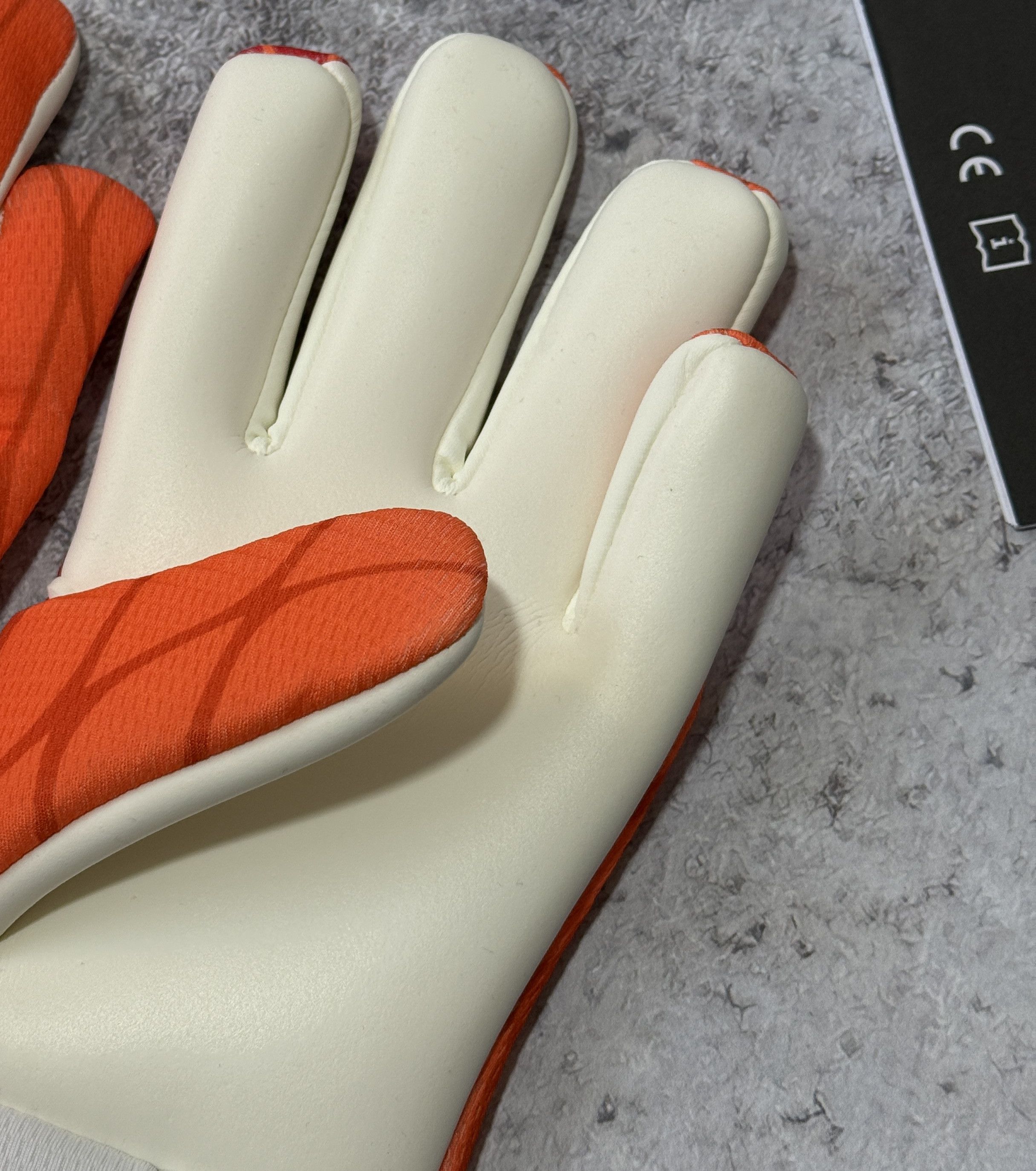 Adidas adidas X 20 GL Training FOOTBALL Gloves GR1539 SIZE 10 Size ONE SIZE - 9 Thumbnail