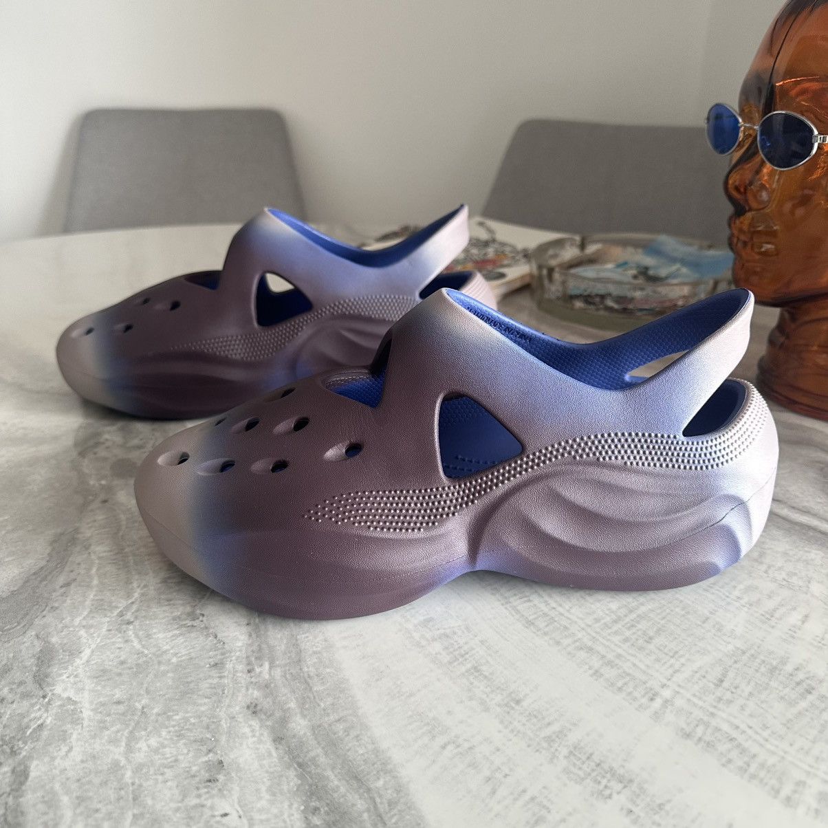 Dingyun Zhang Crocs x Dingyun Zhang Diffuser Ombre Graphic Shoes Size US 8 / EU 41 - 1 Thumbnail