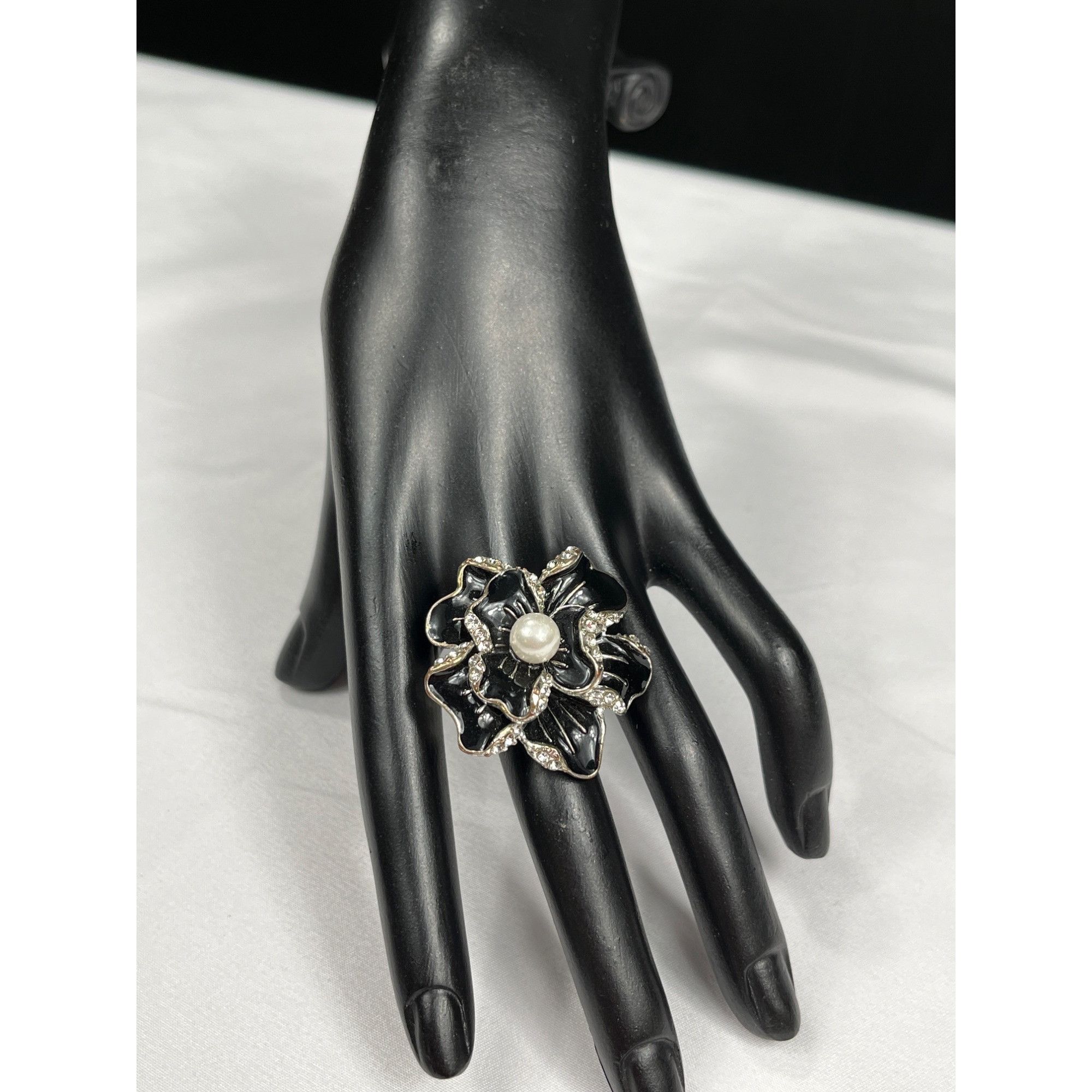 Vintage Elegant Silver Black Floral Ring With Pearl SKU 006 Size ONE SIZE - 1 Thumbnail