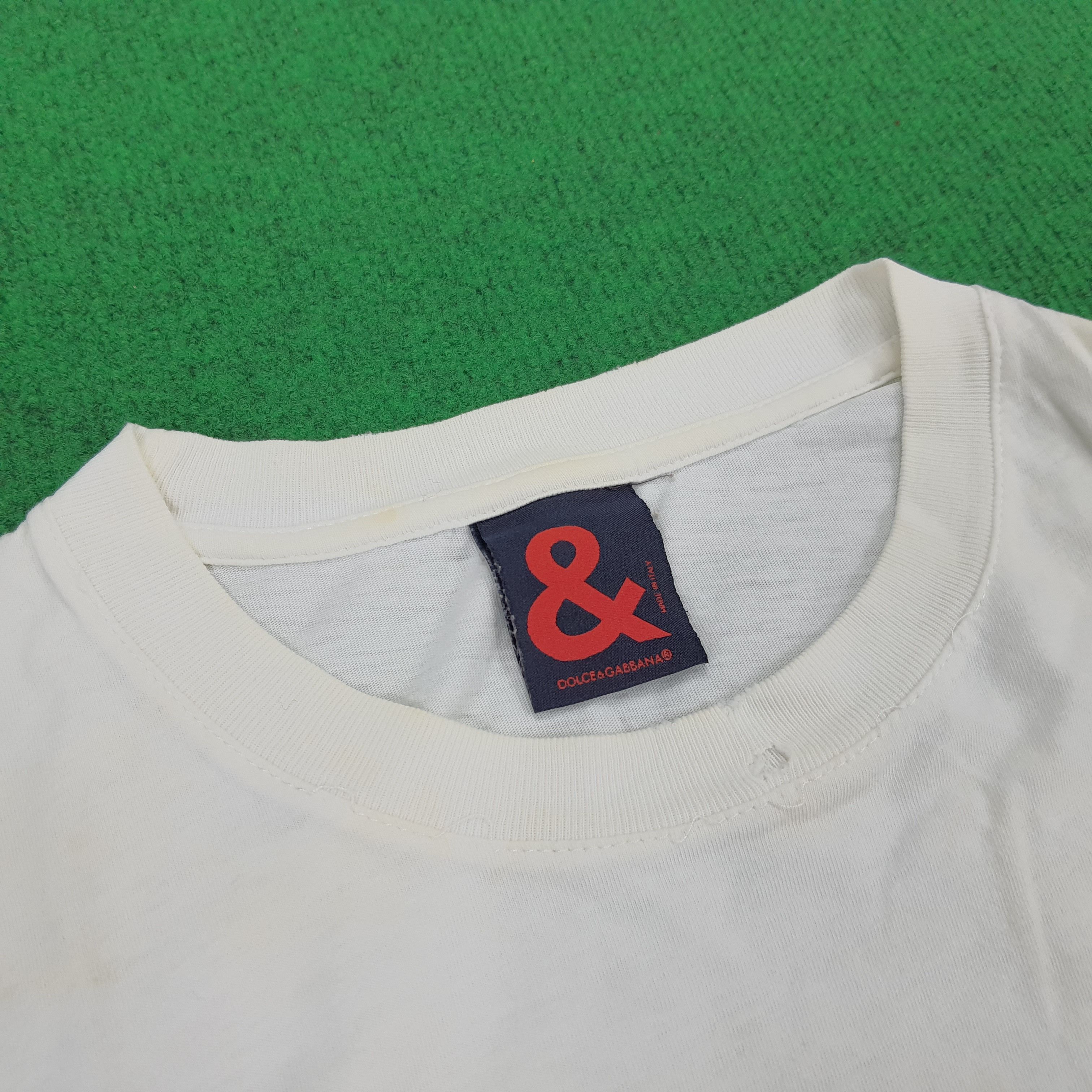 Vintage Vintage Dolce & Gabbana Pocket Tees Size US M / EU 48-50 / 2 - 4 Thumbnail