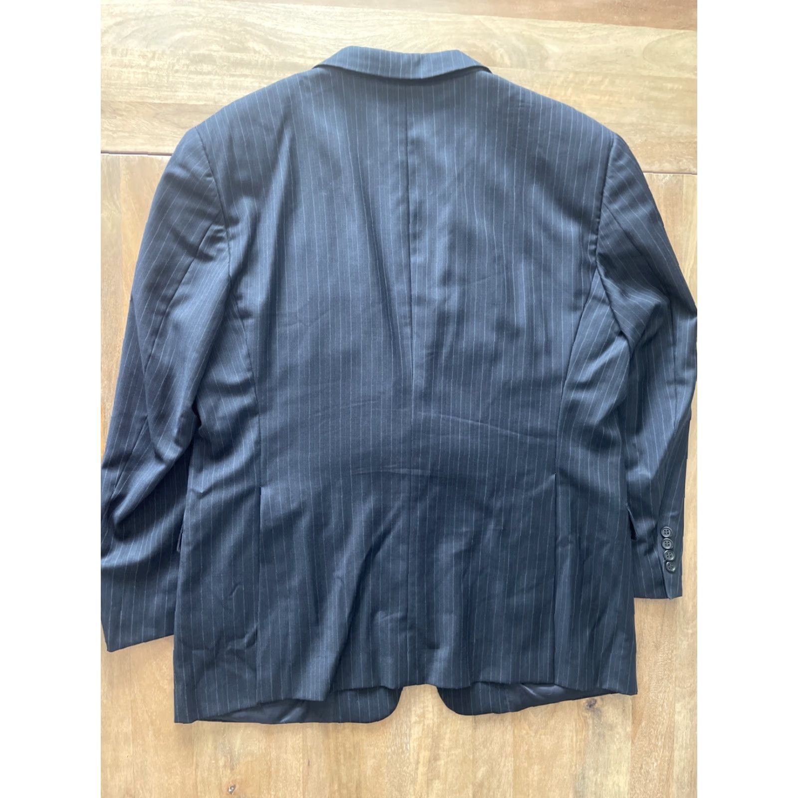 Vintage VINTAGE Hickey Freeman Black Pinstripe Sport Jacket Coat Mens 44R Blazer USA Size 44R - 2 Thumbnail