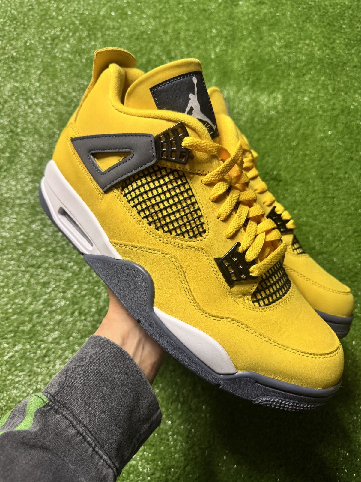 Jordan Brand Air Jordan 4 Retro Lightning Size US 11.5 / EU 44-45 - 1 Thumbnail