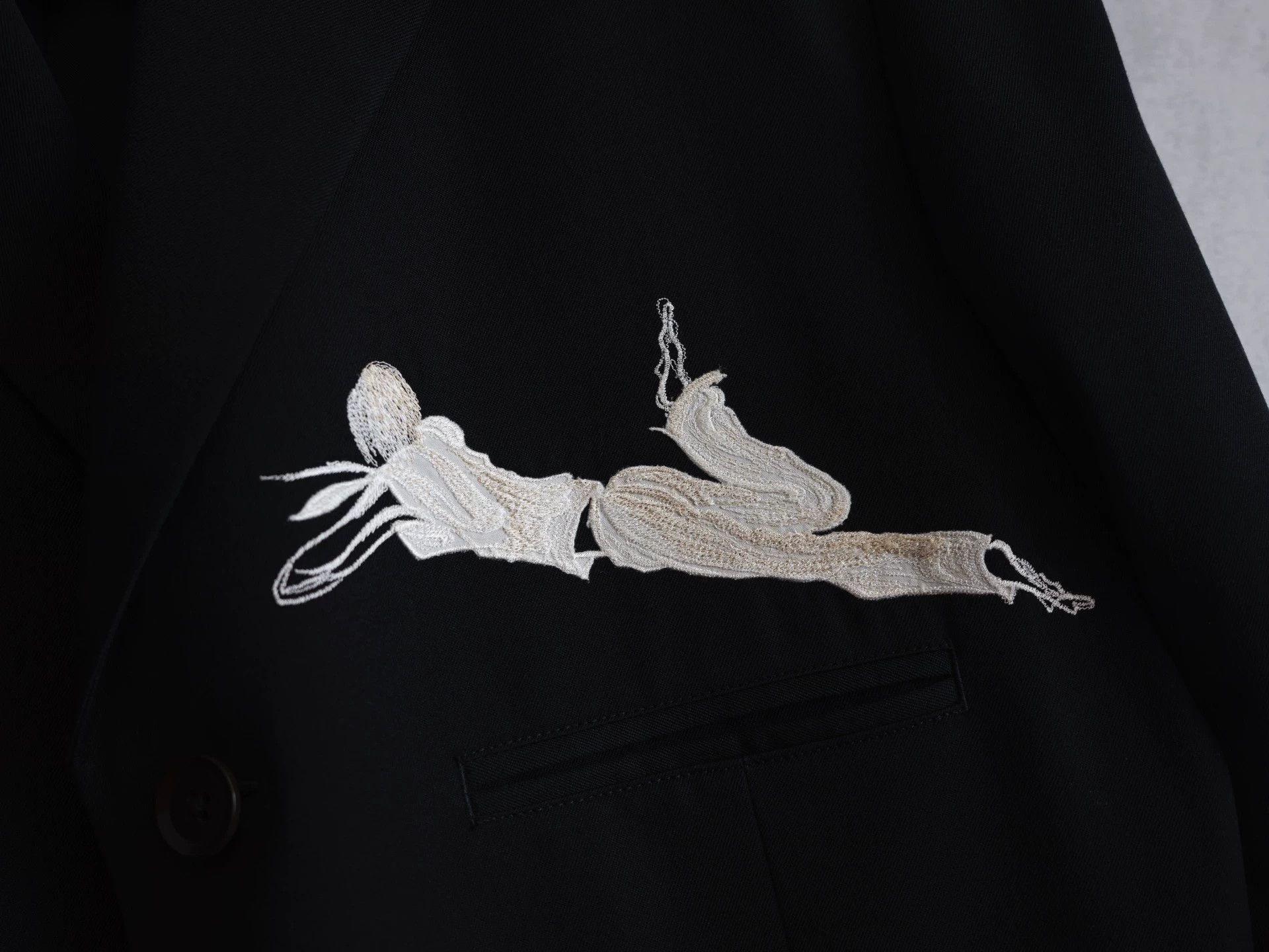 Yohji Yamamoto Yohji Yamamoto 02SS GF Embroidered Jacket Black Size 2 Size US M / EU 48-50 / 2 - 1 Thumbnail