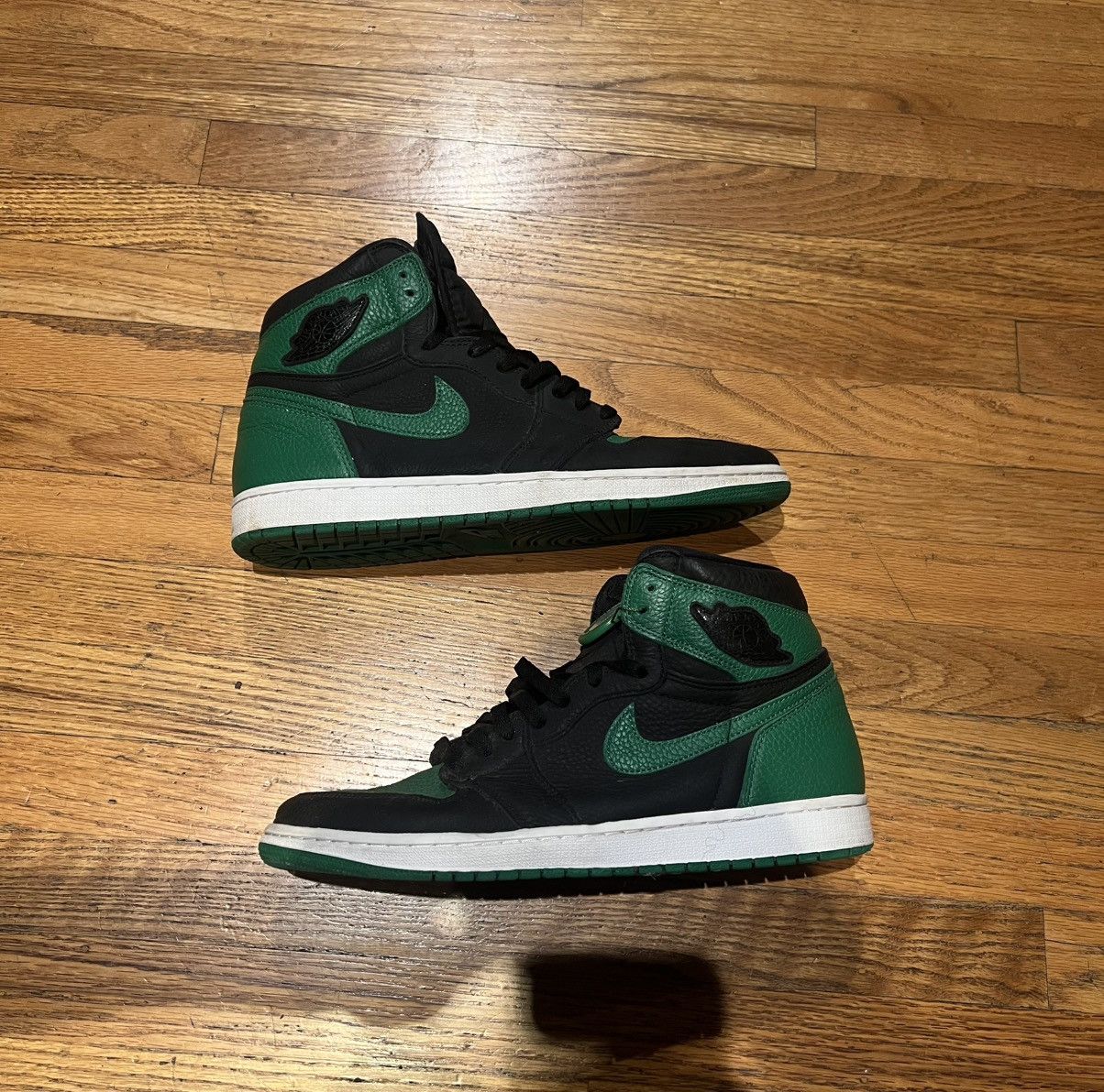 Designer × Jordan Brand Air Jordan pine green Size US 11.5 / EU 44-45 - 2 Thumbnail