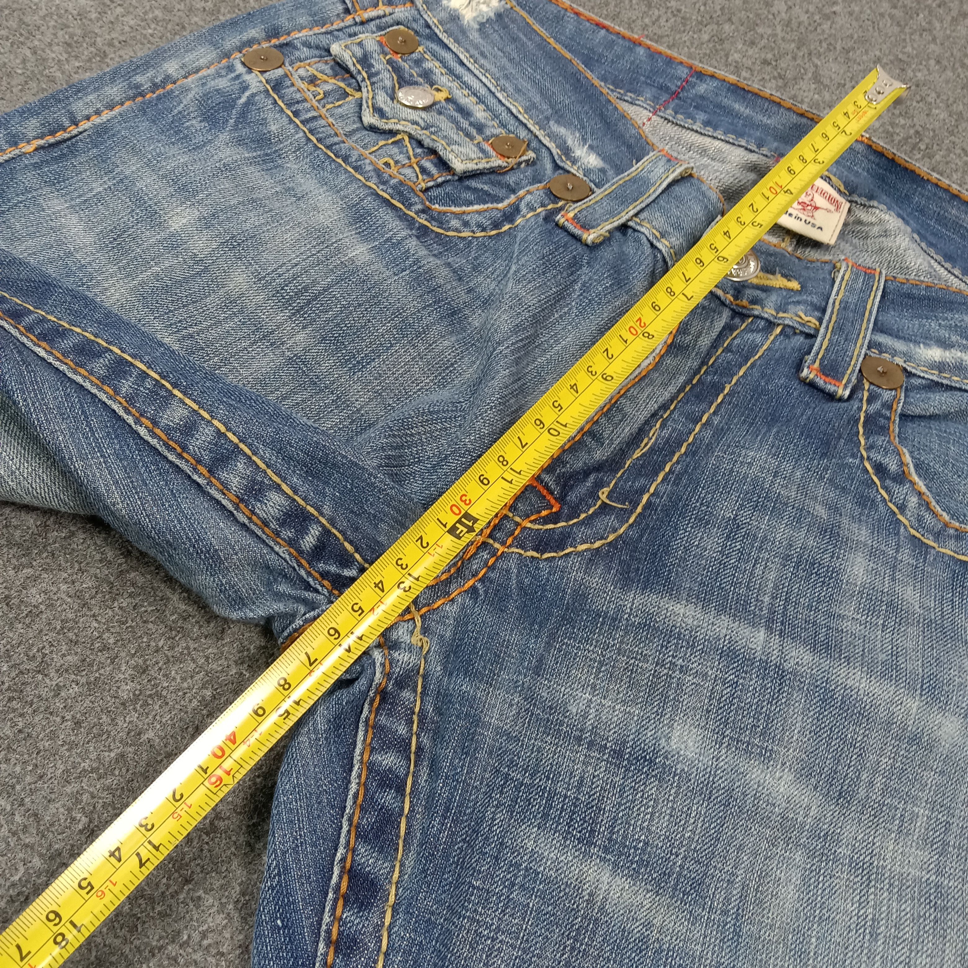 True Religion True Religion American Blue Baggy Denim Jeans C280N28 Size US 33 - 11 Thumbnail