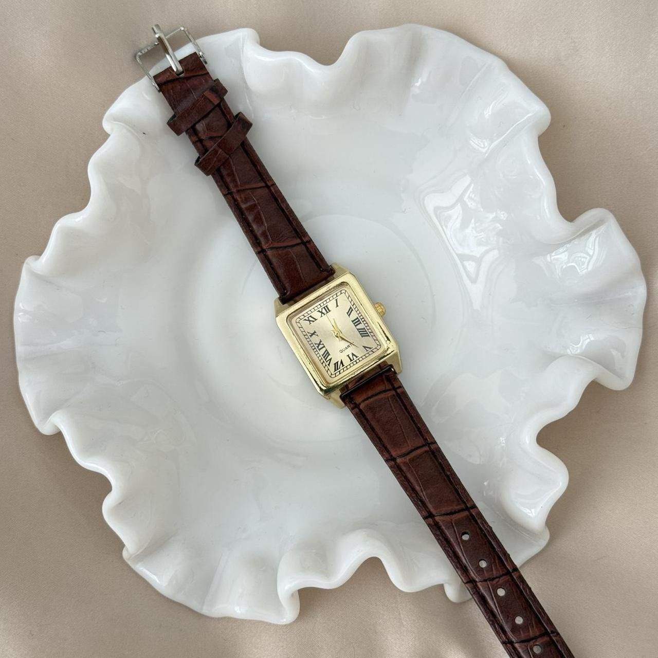 Vintage y2k style cute square brown leather luxury watch Size ONE SIZE - 8 Thumbnail