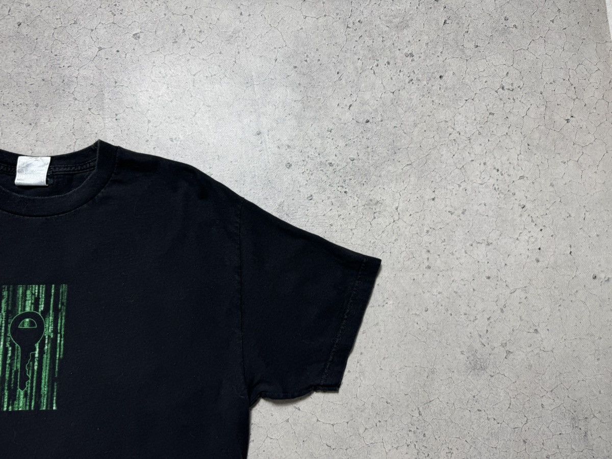 Vintage The Matrix Vintage 90’s Black T-Shirt Size L Made In U.S.A Size US L / EU 52-54 / 3 - 2 Thumbnail