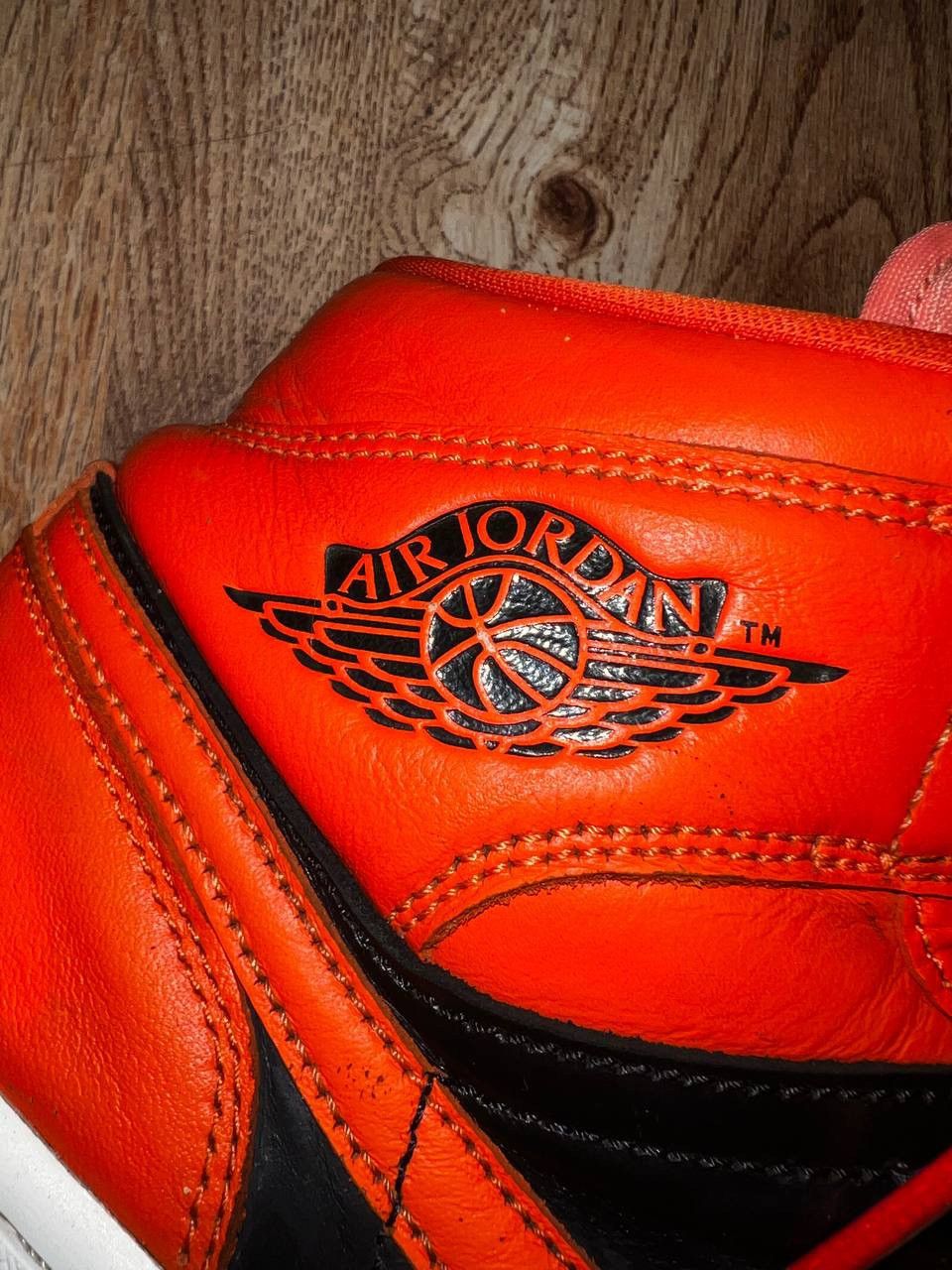 Jordan Brand Nike Air Jordan 1 Retro Hi Red 43 Size US 11 / EU 44 - 3 Thumbnail