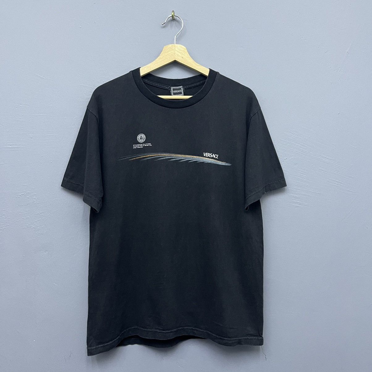 Versace Jeans Couture Vintage Versace Jeans Couture T-shirt Size US M / EU 48-50 / 2 - 1 Thumbnail
