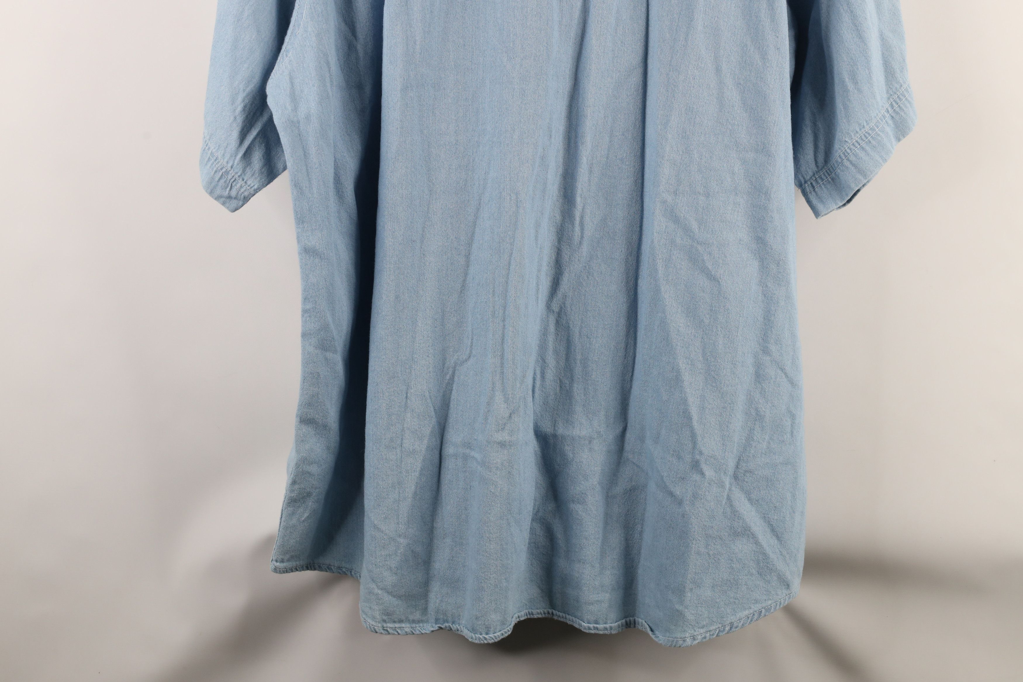Vintage Vintage 90s Streetwear Short Sleeve Denim Button Down Shirt Size US XXL / EU 58 / 5 - 10 Thumbnail