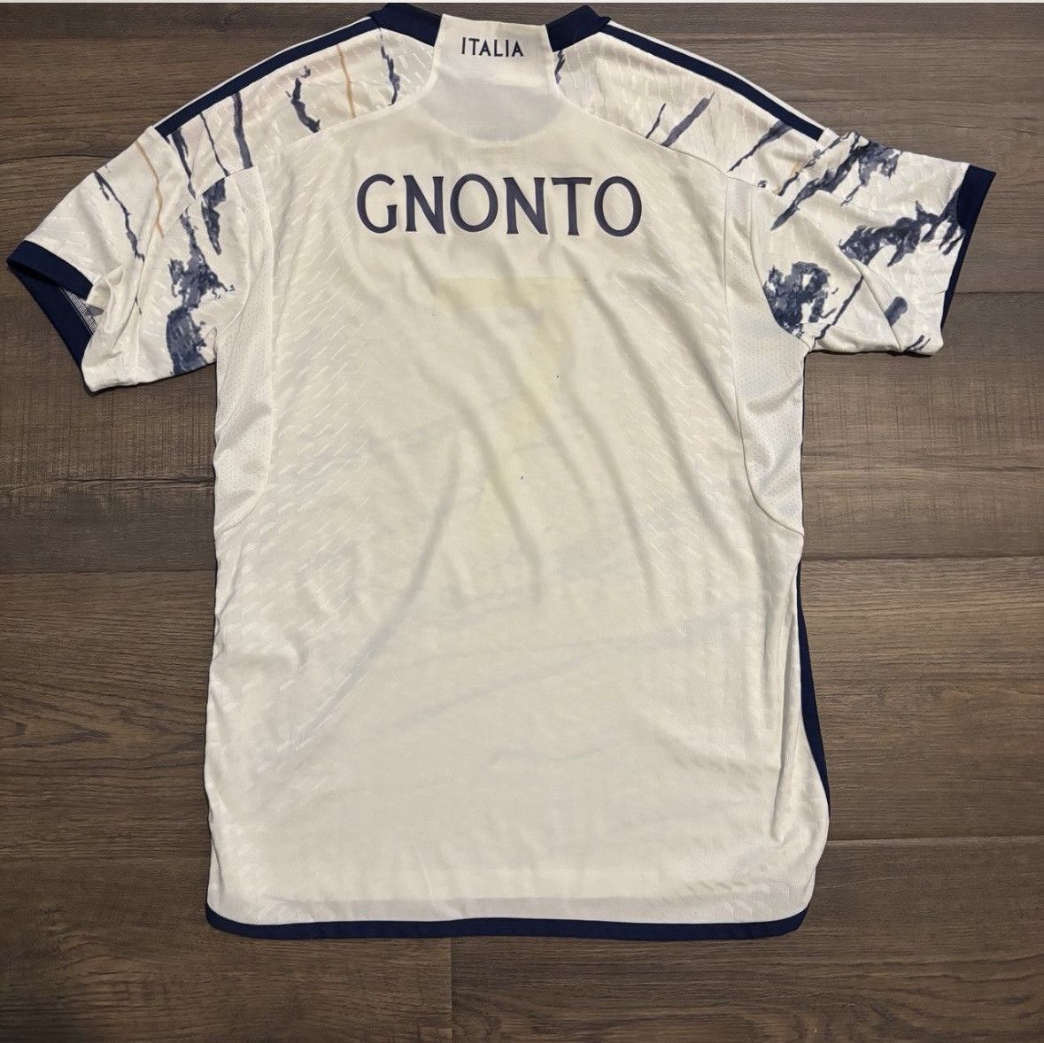 Adidas Italy Player Version 2022/2023 away jersey Gnoto Size US L / EU 52-54 / 3 - 3 Thumbnail