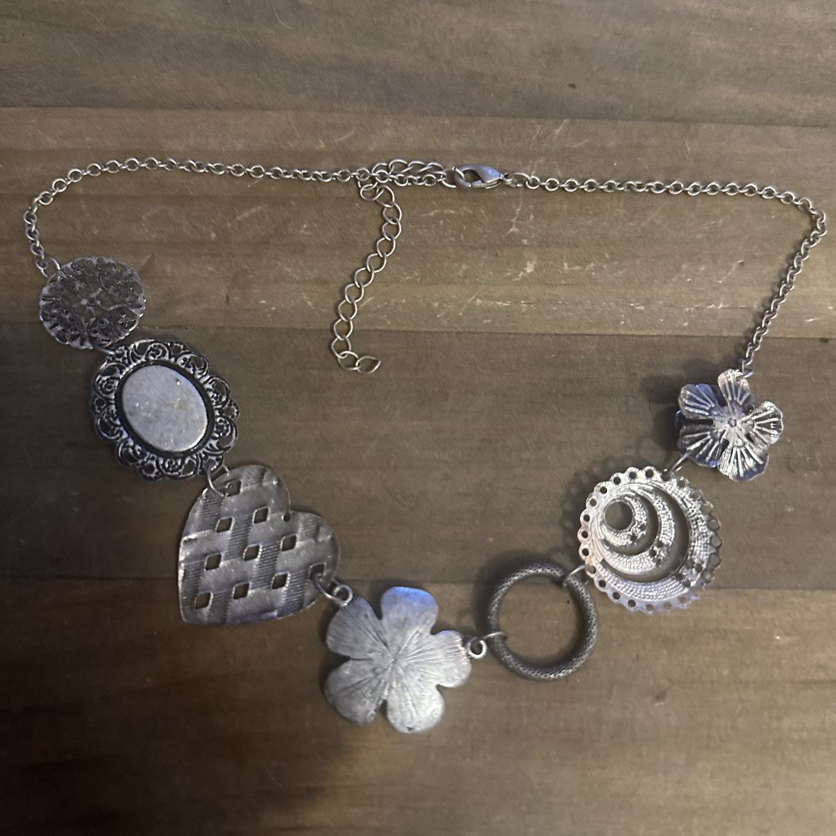 Other Silver tone charm link necklace Size ONE SIZE - 7 Thumbnail