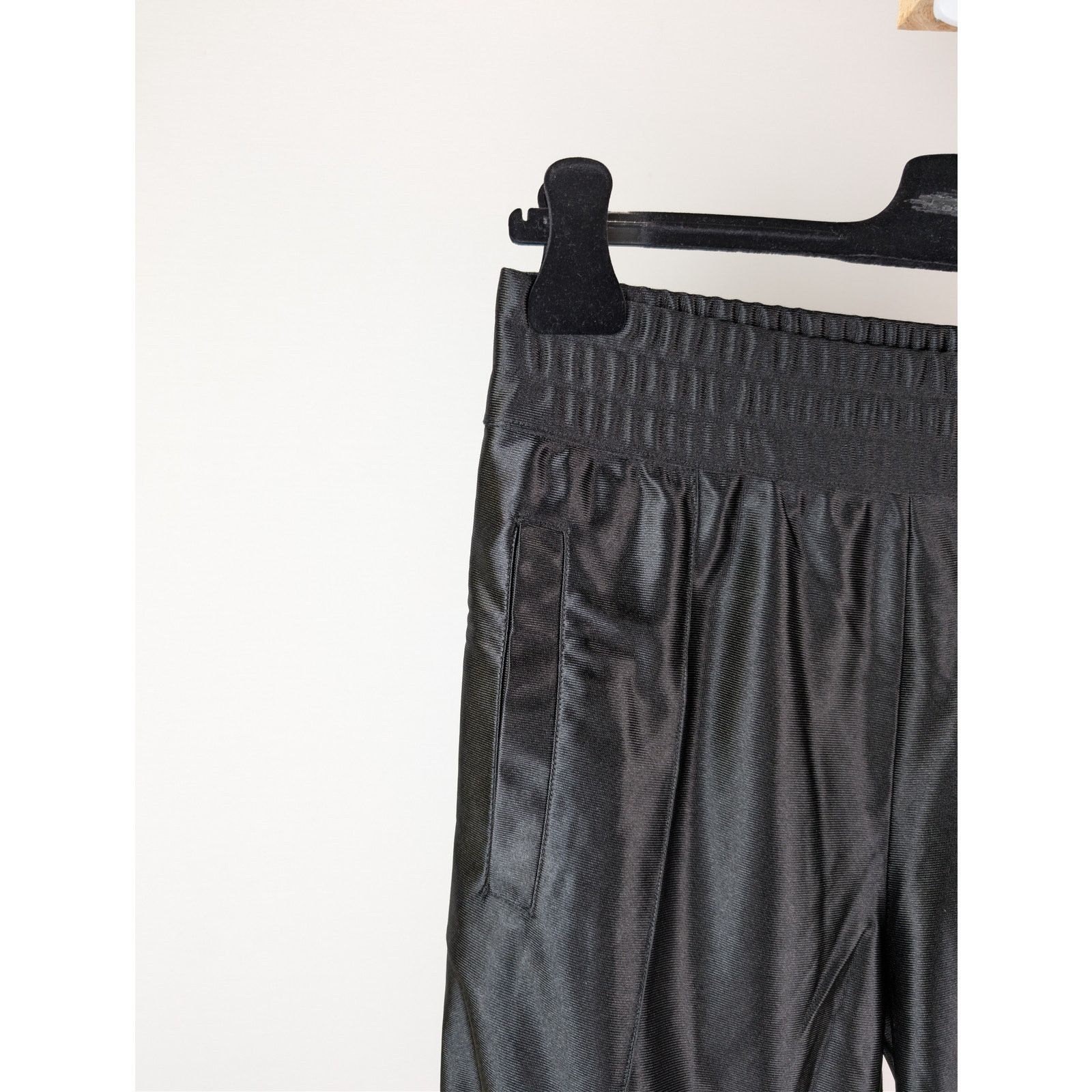 Moncler × Palm Angels o1rshd1 Shiny Track Pants in Black Size US 34 / EU 50 - 6 Thumbnail