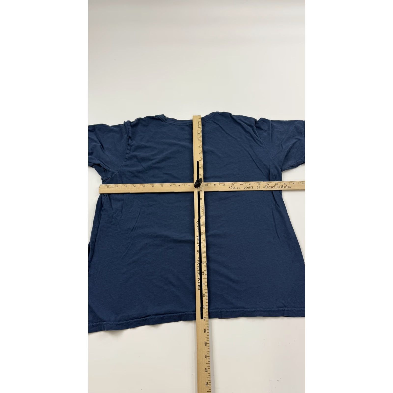 Vintage VINTAGE? No, but not vintage. Salty Crew Shirt Mens Large Blue Find Refuge In The Sea Marlin Fish Graphic Tee Size US L / EU 52-54 / 3 - 7 Thumbnail