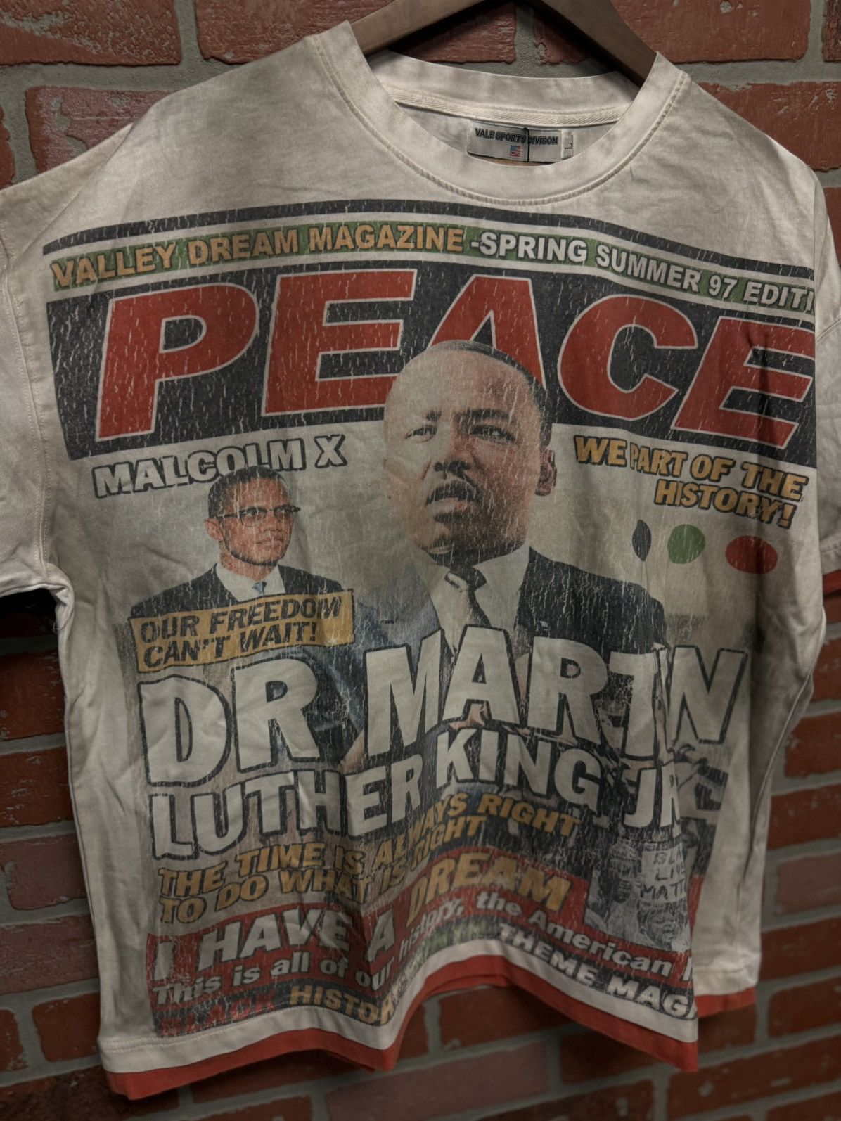 Vale Vale Valley Peace Tee Shirt Red White Size L (NEW) Size US L / EU 52-54 / 3 - 6 Thumbnail