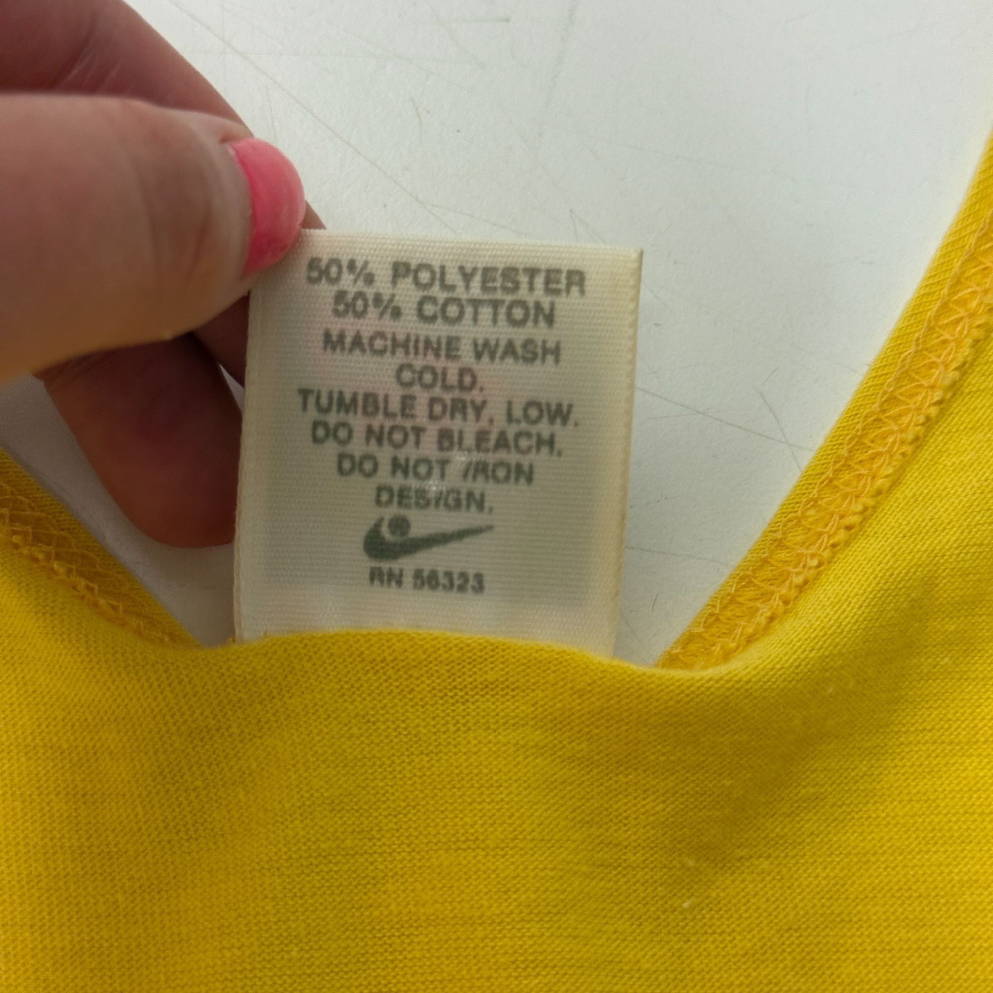 Nike 80's Nike Red Tag Athletic LOGO YELLOW 50/50 Muscle Tank Top Size US XL / EU 56 / 4 - 8 Thumbnail