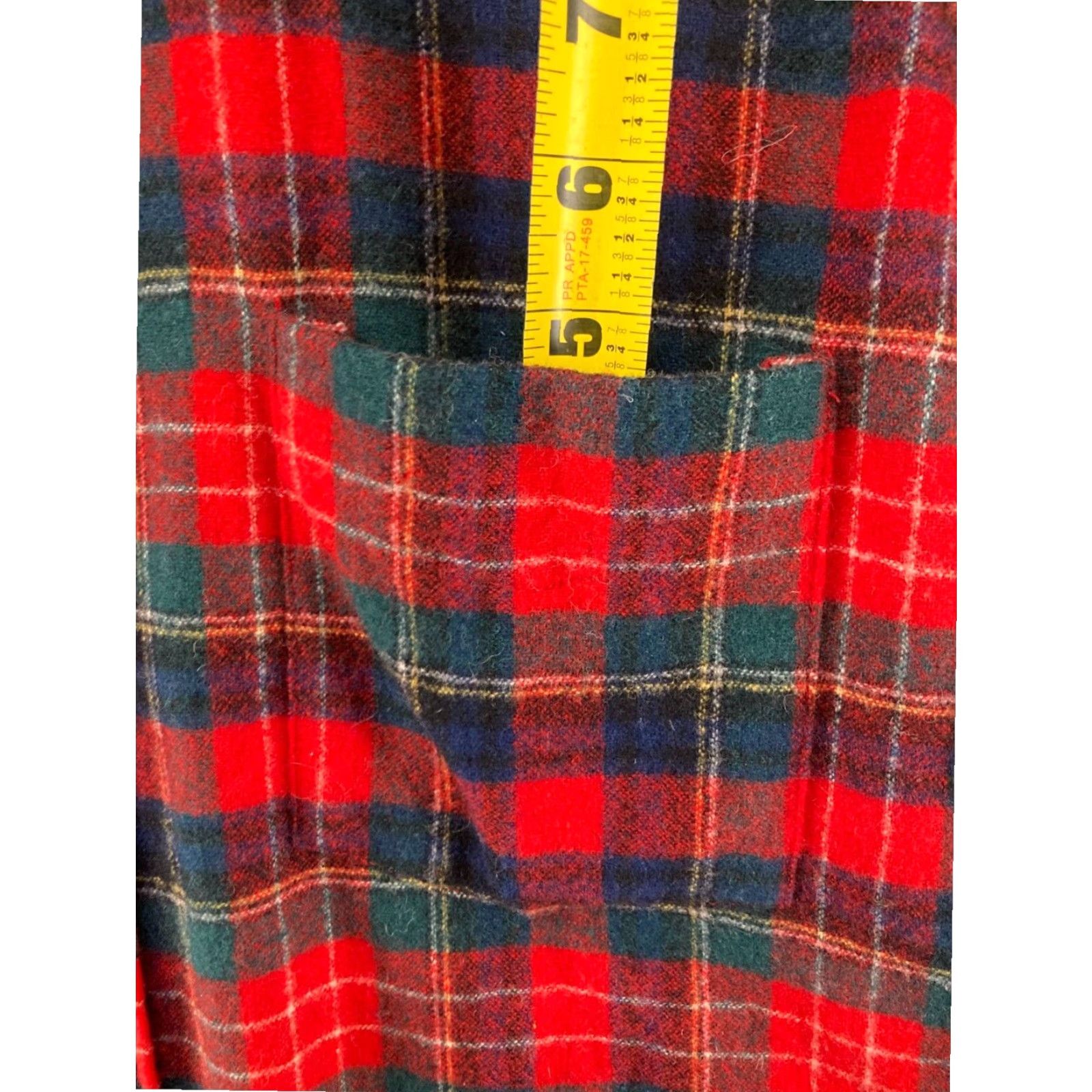 Pendleton Mens Pendleton Wool Shirt Large Red Plaid USA MADE Button Up Outdoor 70s Size US L / EU 52-54 / 3 - 5 Thumbnail