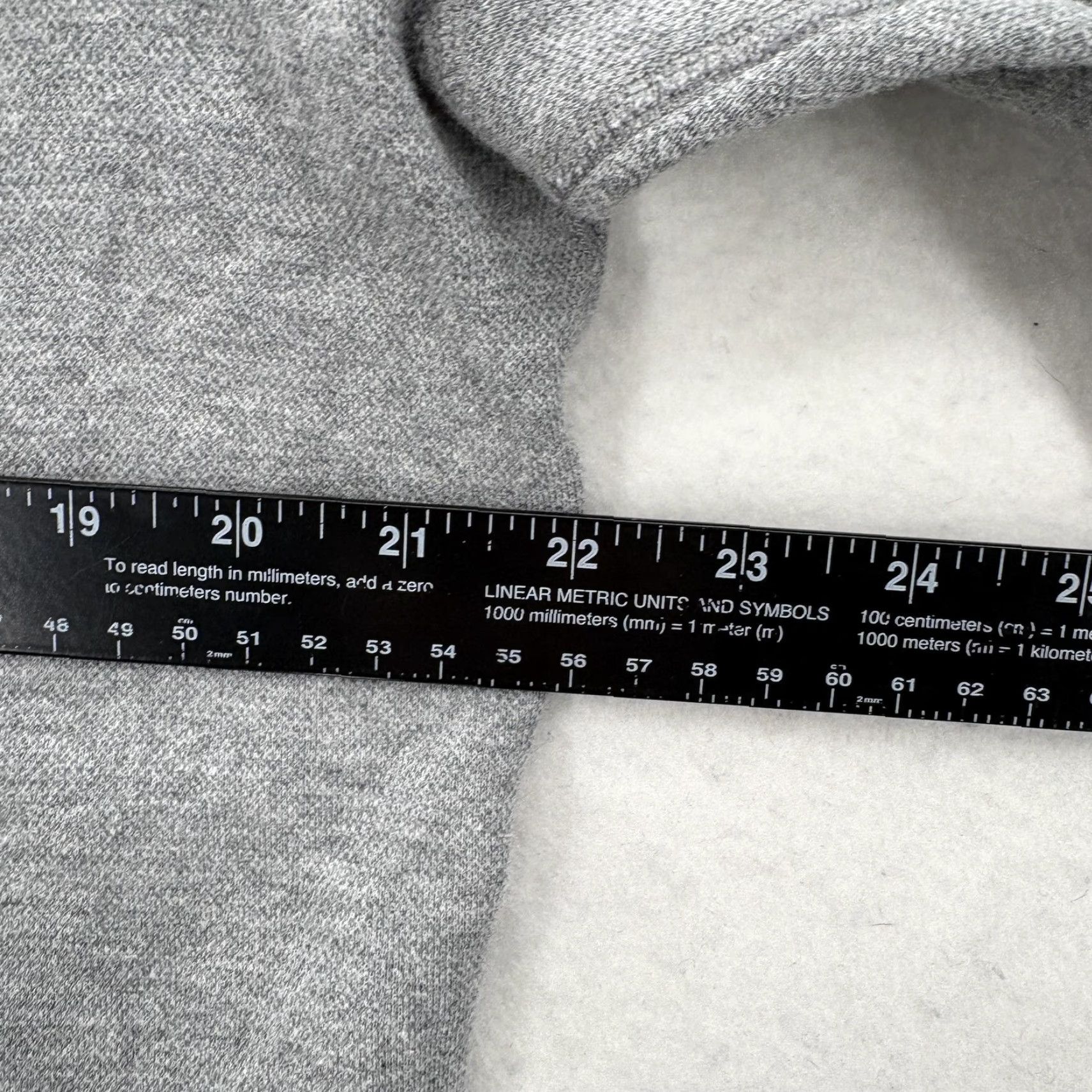Vuori Vuori Pullover Mens L Gray Fleece Crewneck Zip Pocket Pockets Ship Winter - Size US L / EU 52-54 / 3 - 7 Thumbnail