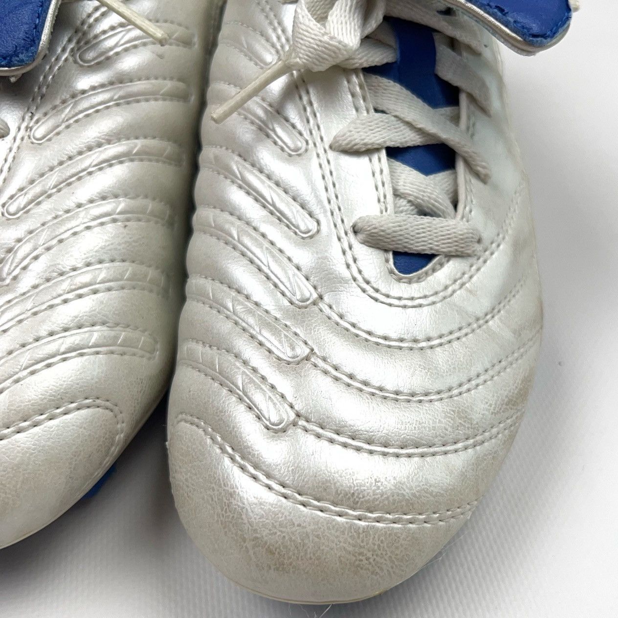 Adidas Adidas Vintage 2004 Traxion Firm Ground Predator Soccer Shoe Size US 6 / EU 39 - 6 Thumbnail