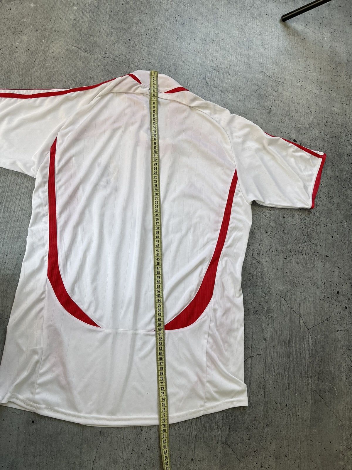 Adidas Vintage Adidas Liverpool Carlsberg tee jersey 90s y2k Size US M / EU 48-50 / 2 - 13 Thumbnail