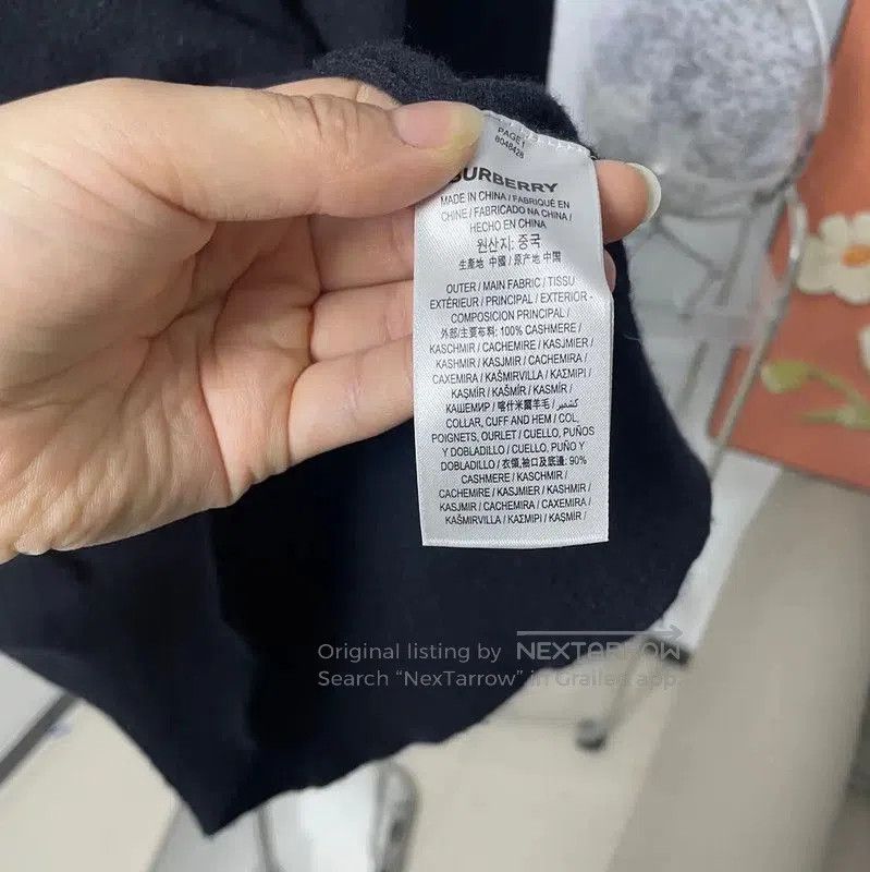 Burberry Burberry Black Wool Women's Sweater. Size S / US 4 / IT 40 - 3 Thumbnail