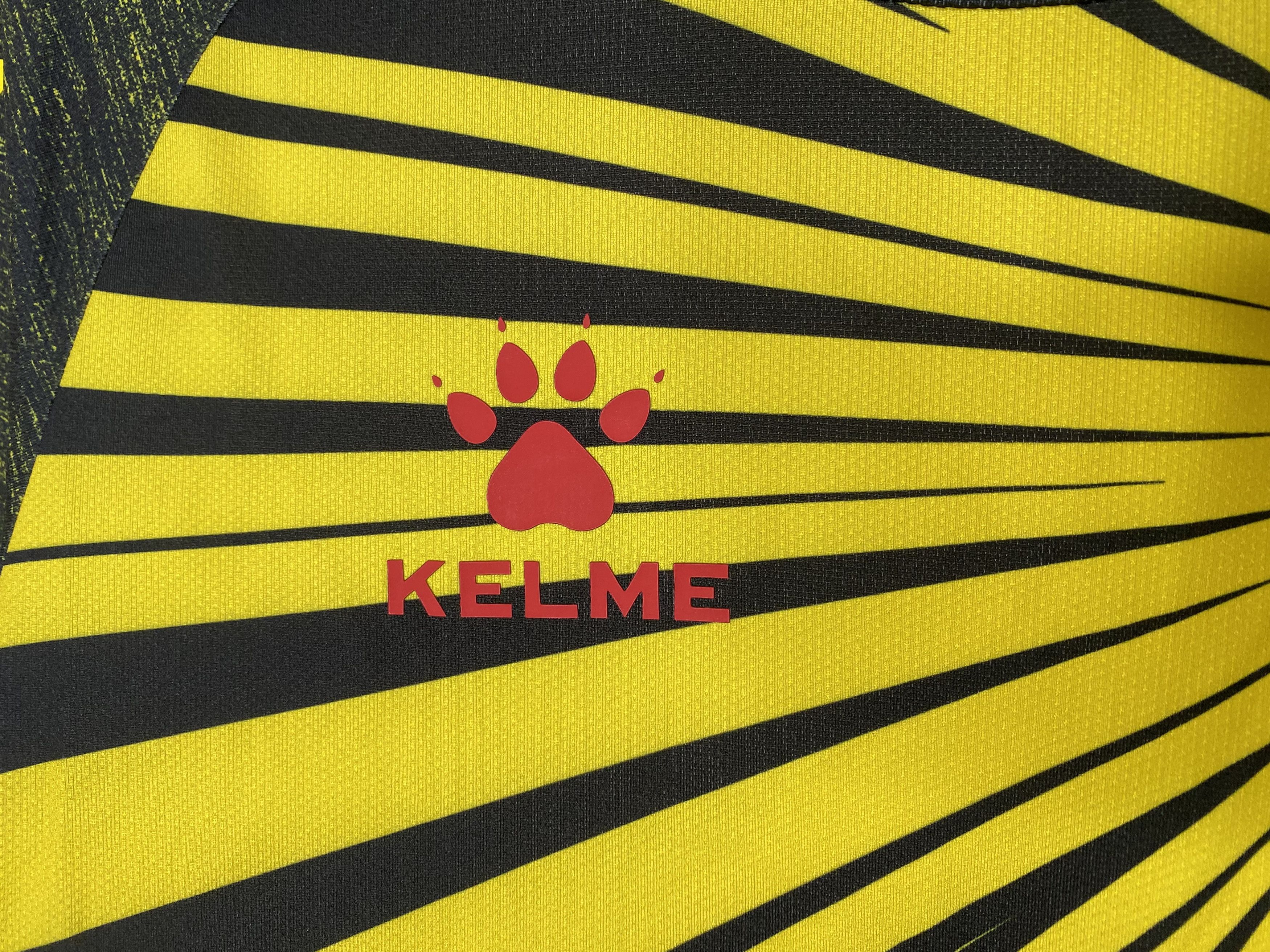Nike WATFORD 2020 2021 HOME FOOTBALL SHIRT SOCCER JERSEY KELME Size US XS / EU 42 / 0 - 3 Thumbnail