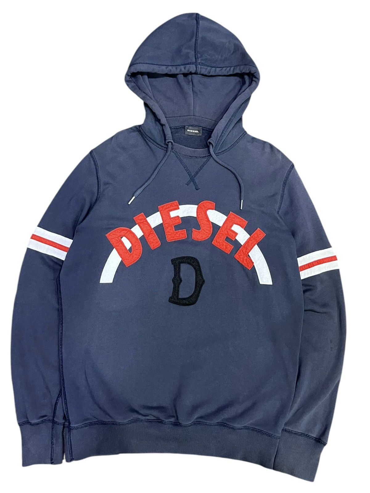 Diesel FYE🔥VINTAGE DIESEL Sun Faded Big Curve Spell-out Hoodie Size US S / EU 44-46 / 1 - 1 Thumbnail