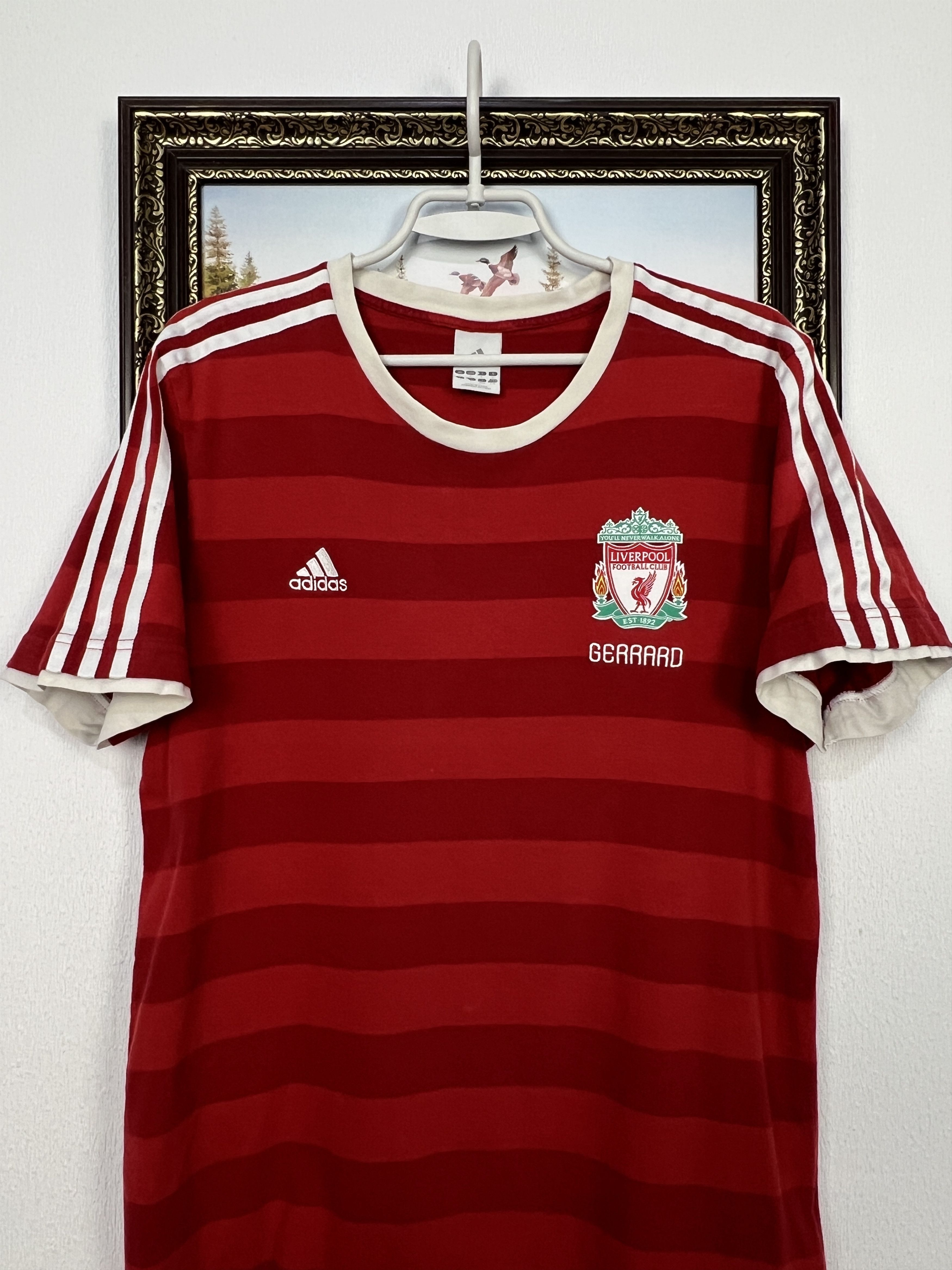 Adidas Vintage Adidas Liverpool Football Train Shirt #8 Gerrard Size US L / EU 52-54 / 3 - 2 Thumbnail