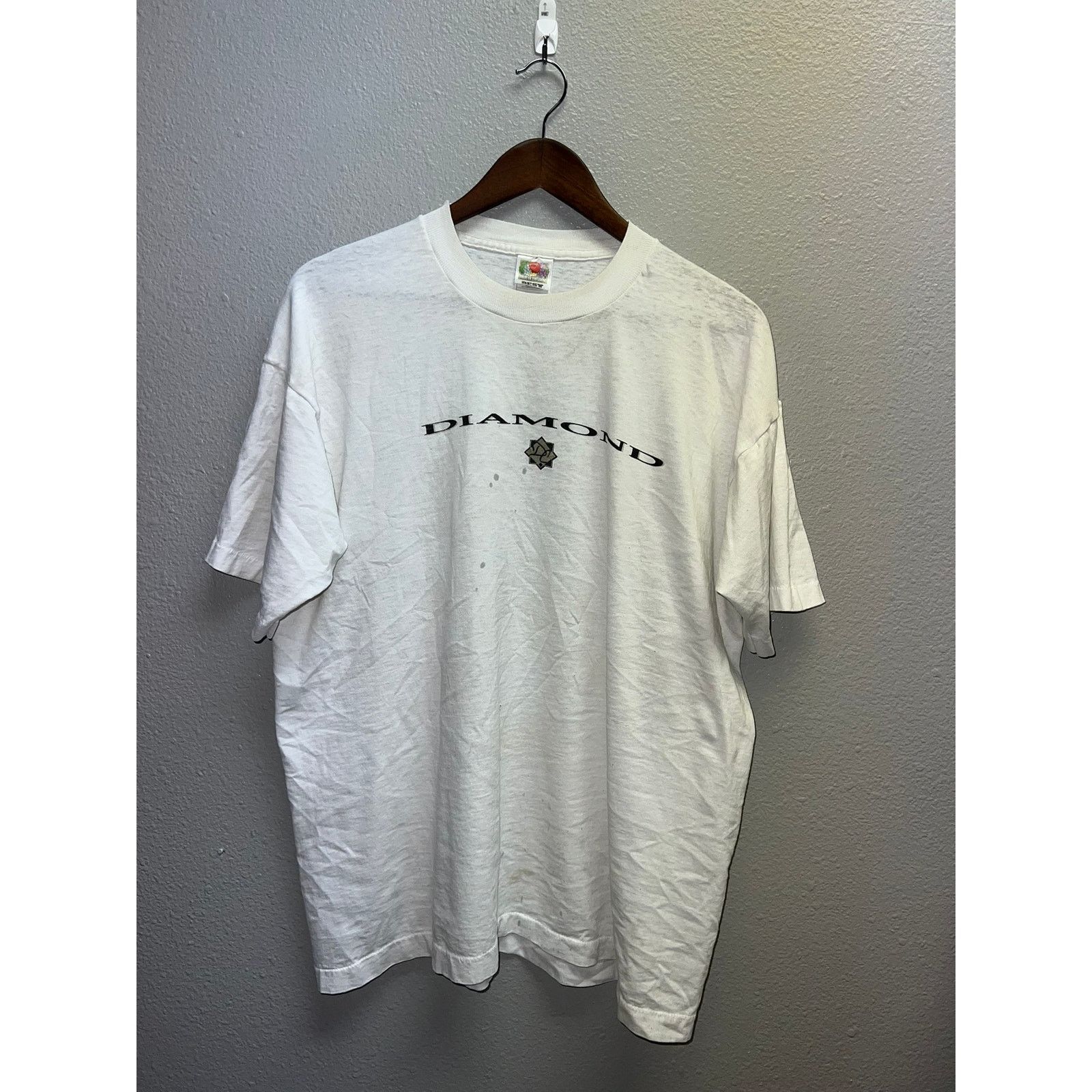 Fruit Of The Loom Vintage Diamond Club Shirt White Stained Worn Thrashed Tee L Size US L / EU 52-54 / 3 - 1 Thumbnail