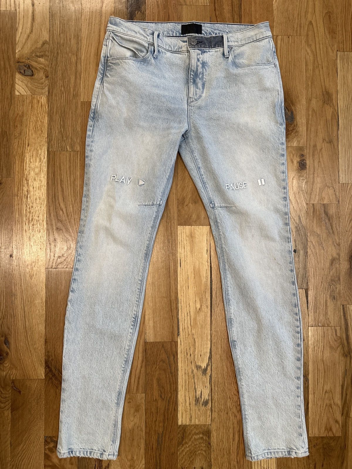 Rta RTA Play Pause Washed Blue Denim Jeans Size 33 Size US 33 - 1 Thumbnail
