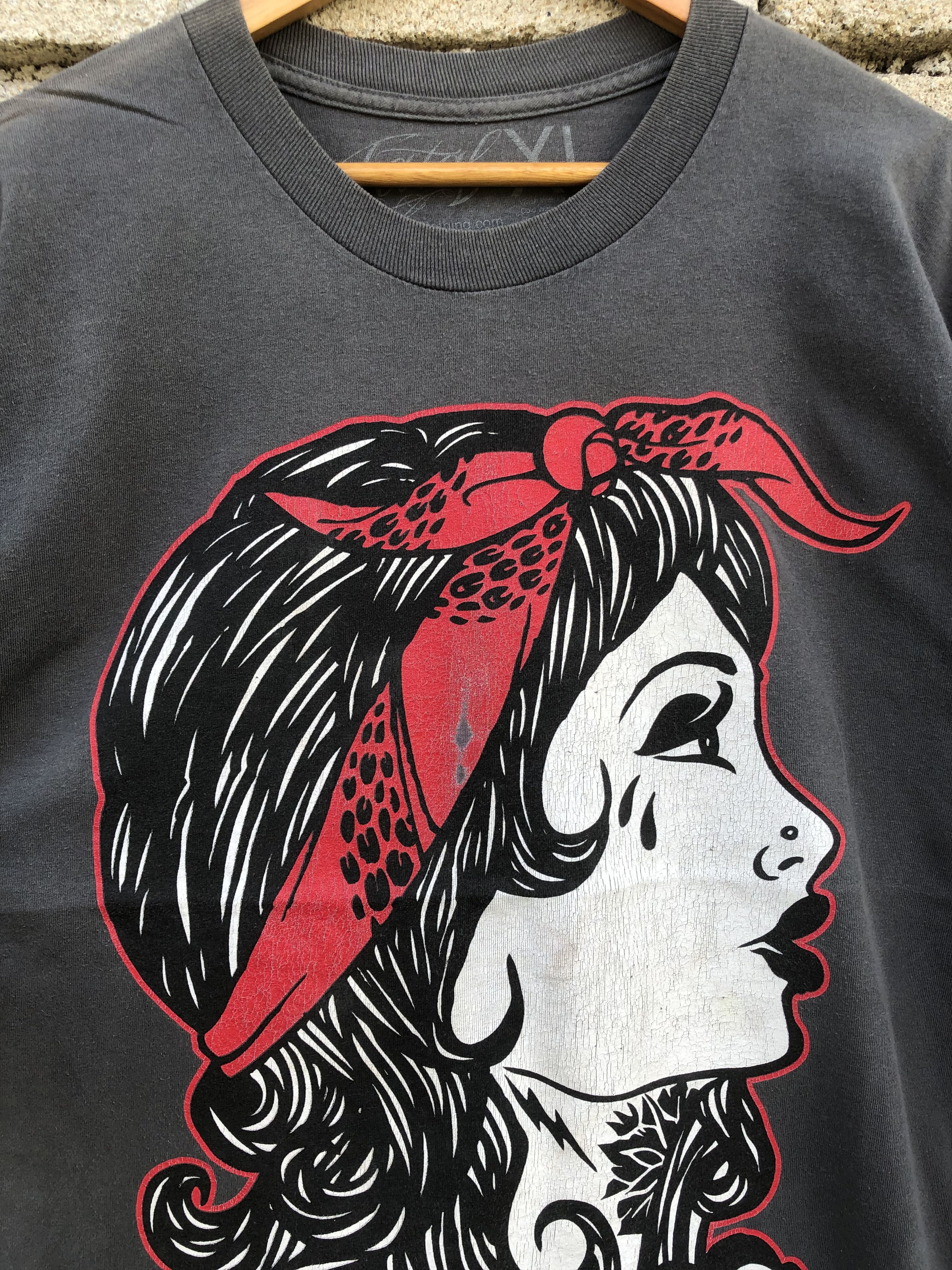 Vintage Fatal Script Logo Tattoo Women Streetweat Tee Size US XL / EU 56 / 4 - 3 Thumbnail