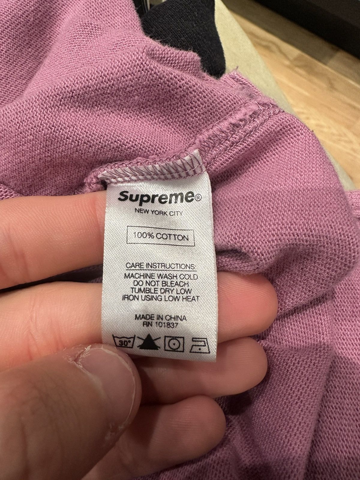 Supreme Supreme Pink Quarter Zip Size Medium Size US M / EU 48-50 / 2 - 4 Thumbnail
