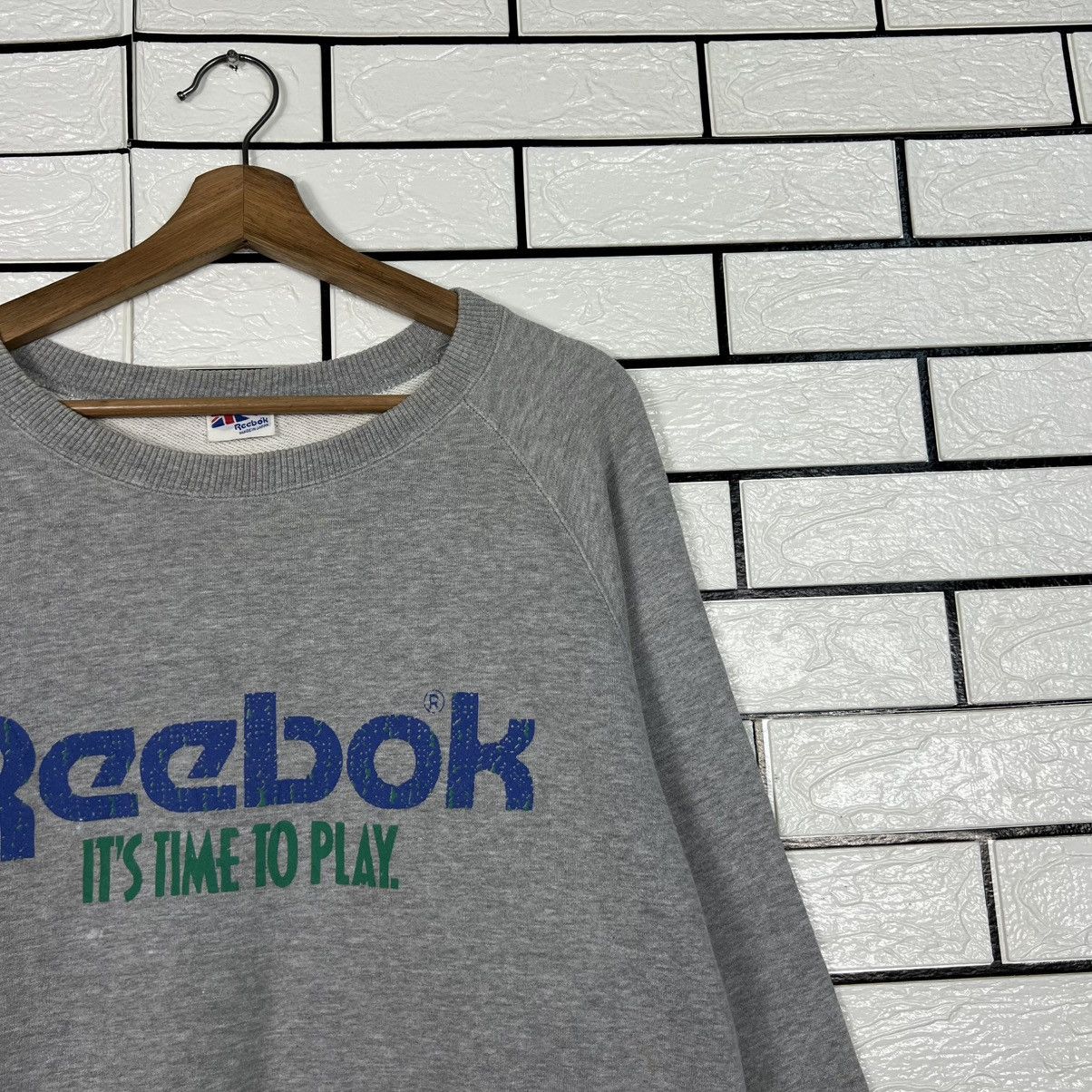 Vintage 90's REEBOK Big Logo Crewneck Sweatshirt #3977-C181