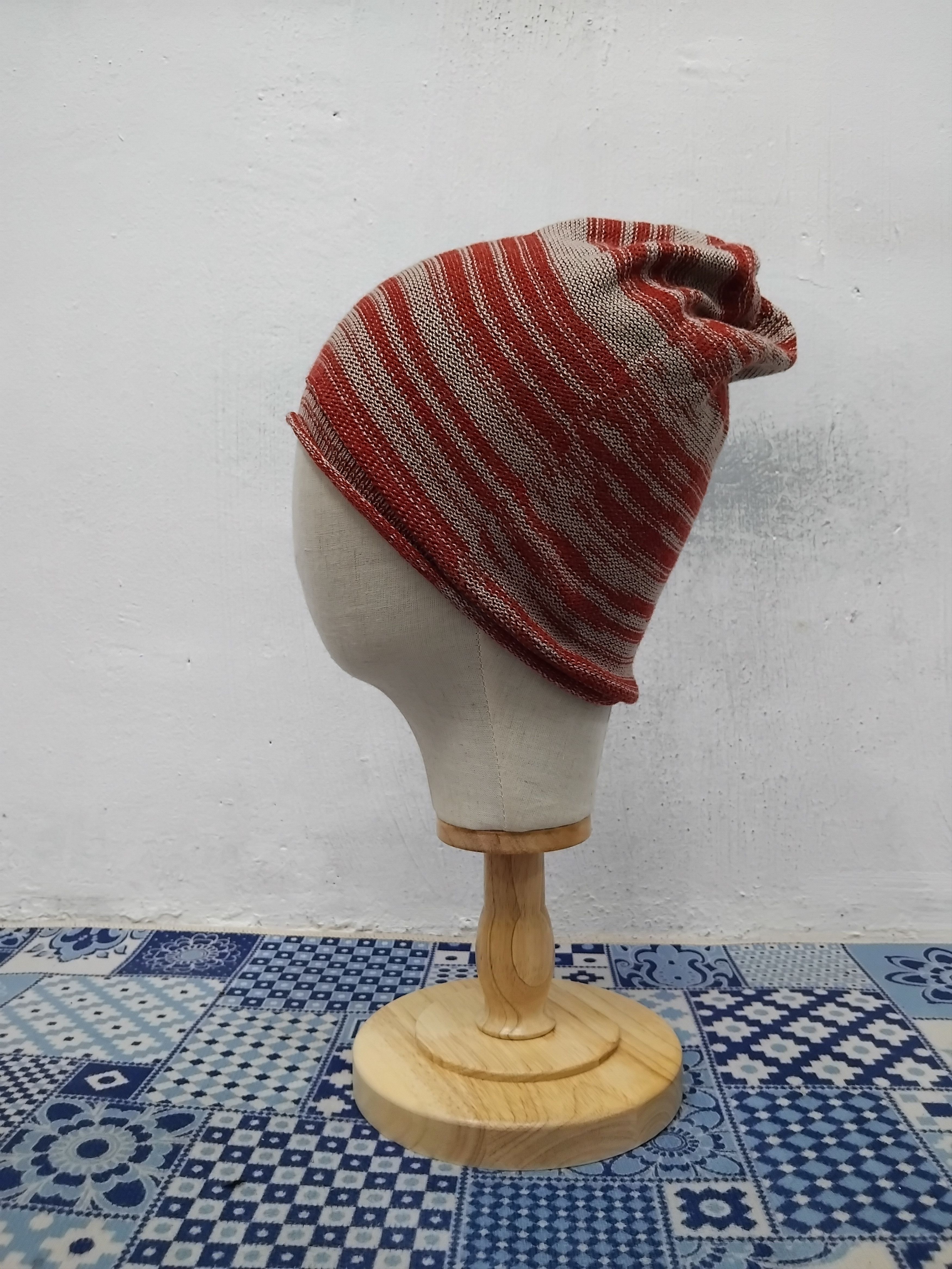 Japanese Brand 💥Unbranded stripe red beanie hat Size ONE SIZE - 4 Thumbnail