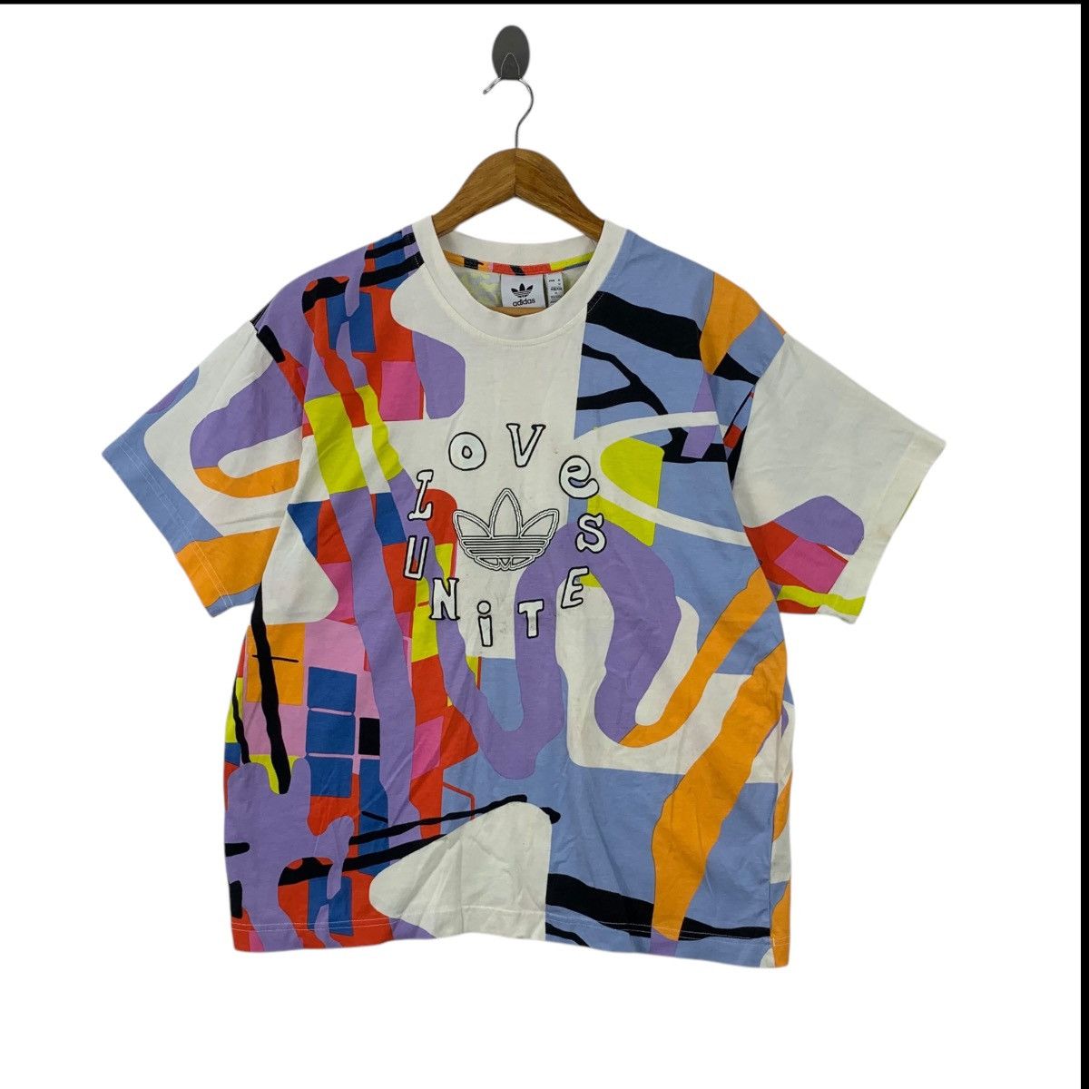 Adidas ADIDAS ORIGINALS Love Unites Multicolor Baggy Tee Shirt Top Size M / US 6-8 / IT 42-44 - 1 Thumbnail