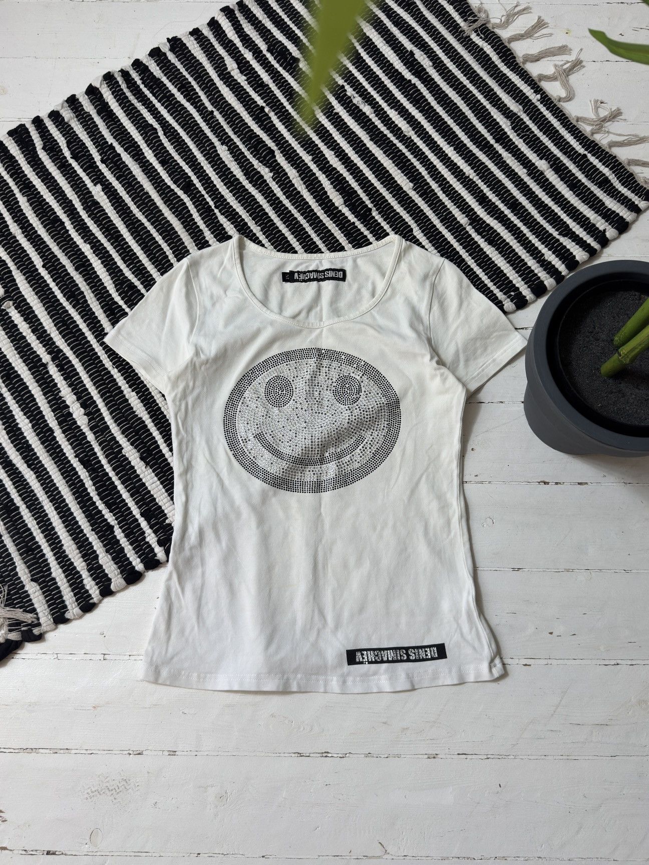 Denis Simachev DENIS SIMACHEV VINTAGE SMILE TEE SHIRT Size M / US 6-8 / IT 42-44 - 1 Thumbnail