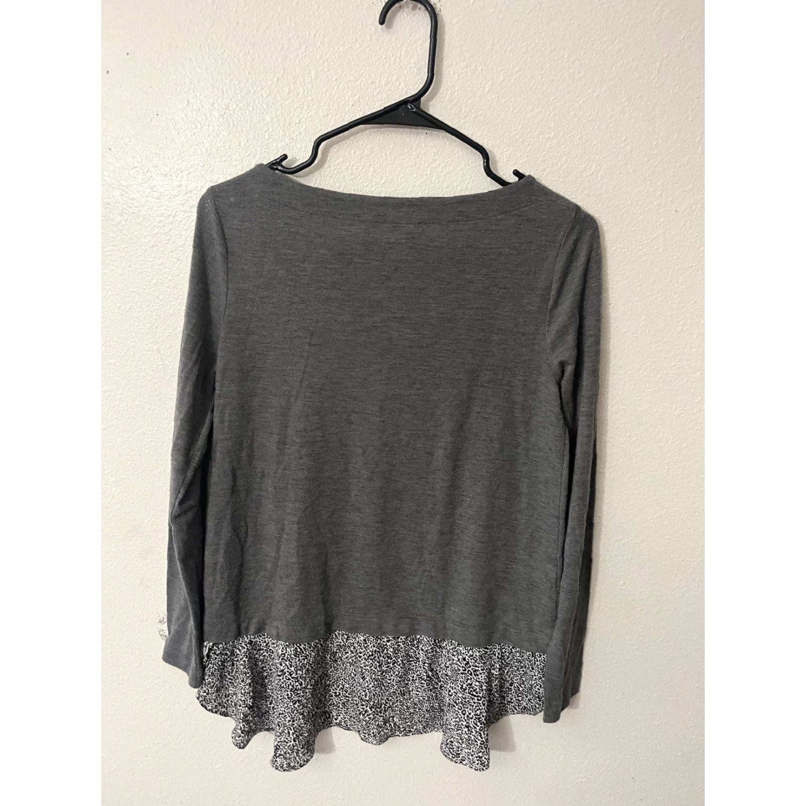 Loft LOFT Women's Sweater Long Sleeve Mixed Media Gray Print Small Petite Size S / US 4 / IT 40 - 2 Thumbnail