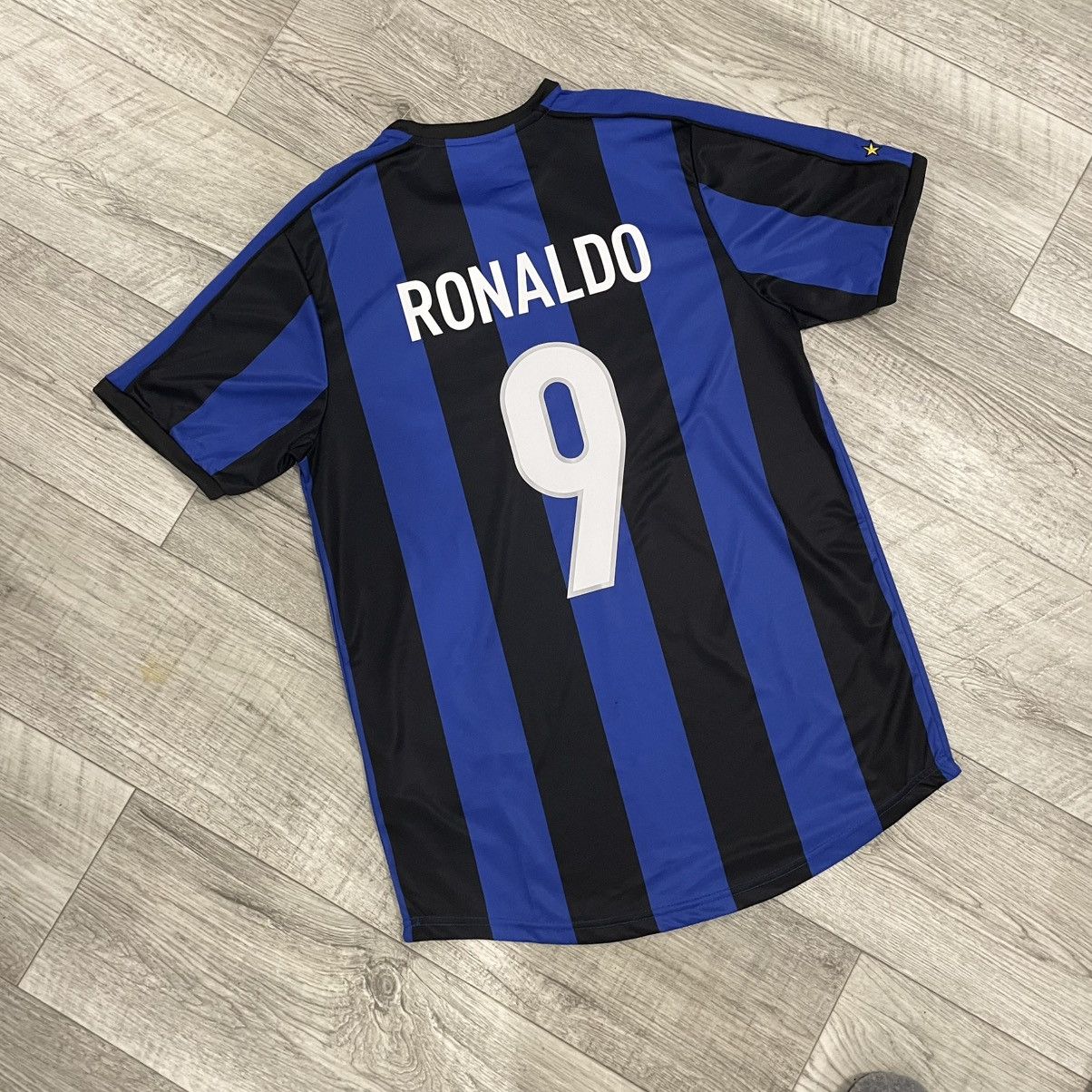 Nike INTER MILAN nike 1998 1999 RONALDO HOME FOOTBALL TEE SHIRT Size US M / EU 48-50 / 2 - 2 Thumbnail