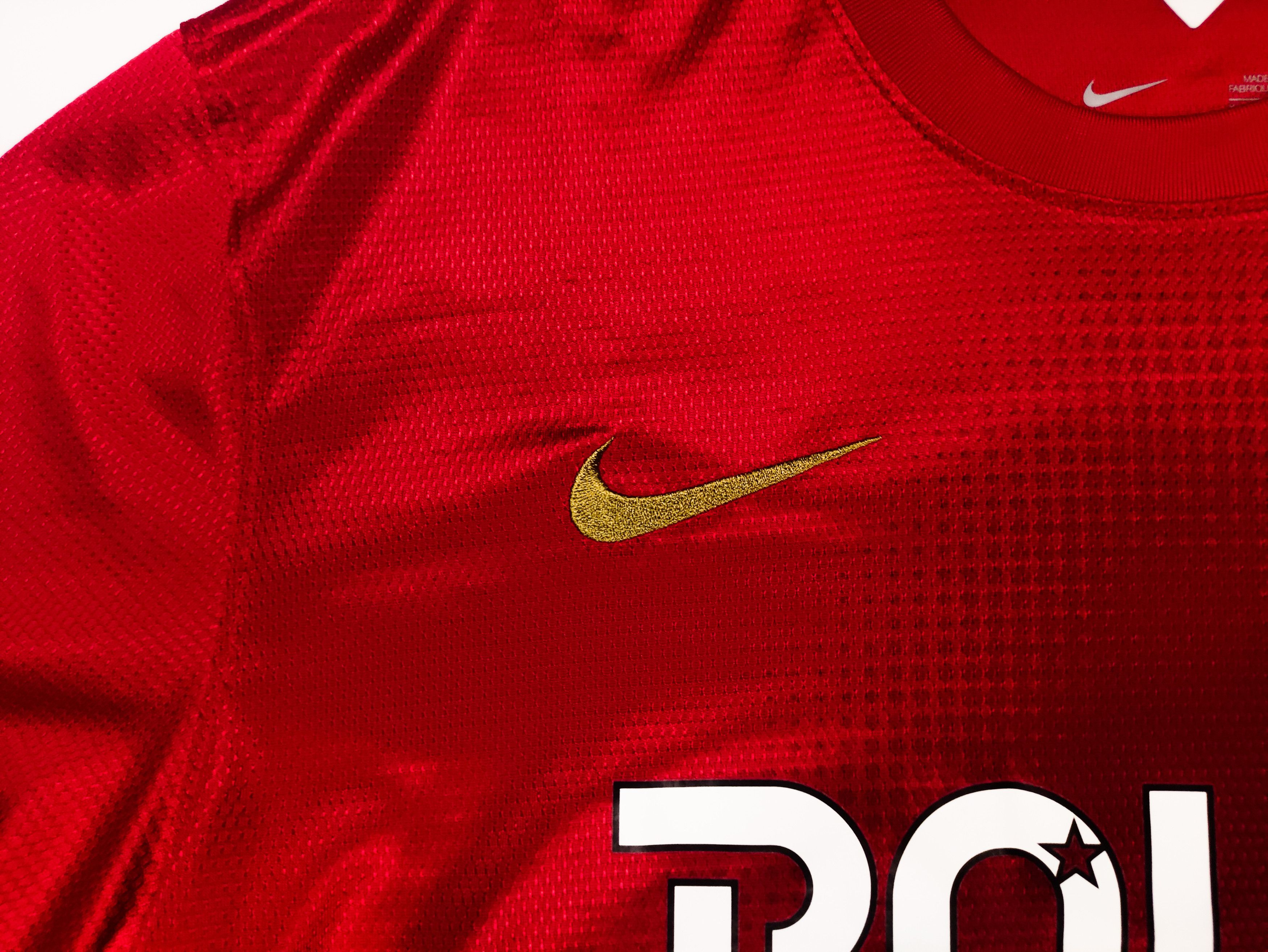 Nike Urawa Red Diamonds 2013 Nike Home Shirt Kit Jersey Japan Size US XL / EU 56 / 4 - 11 Thumbnail