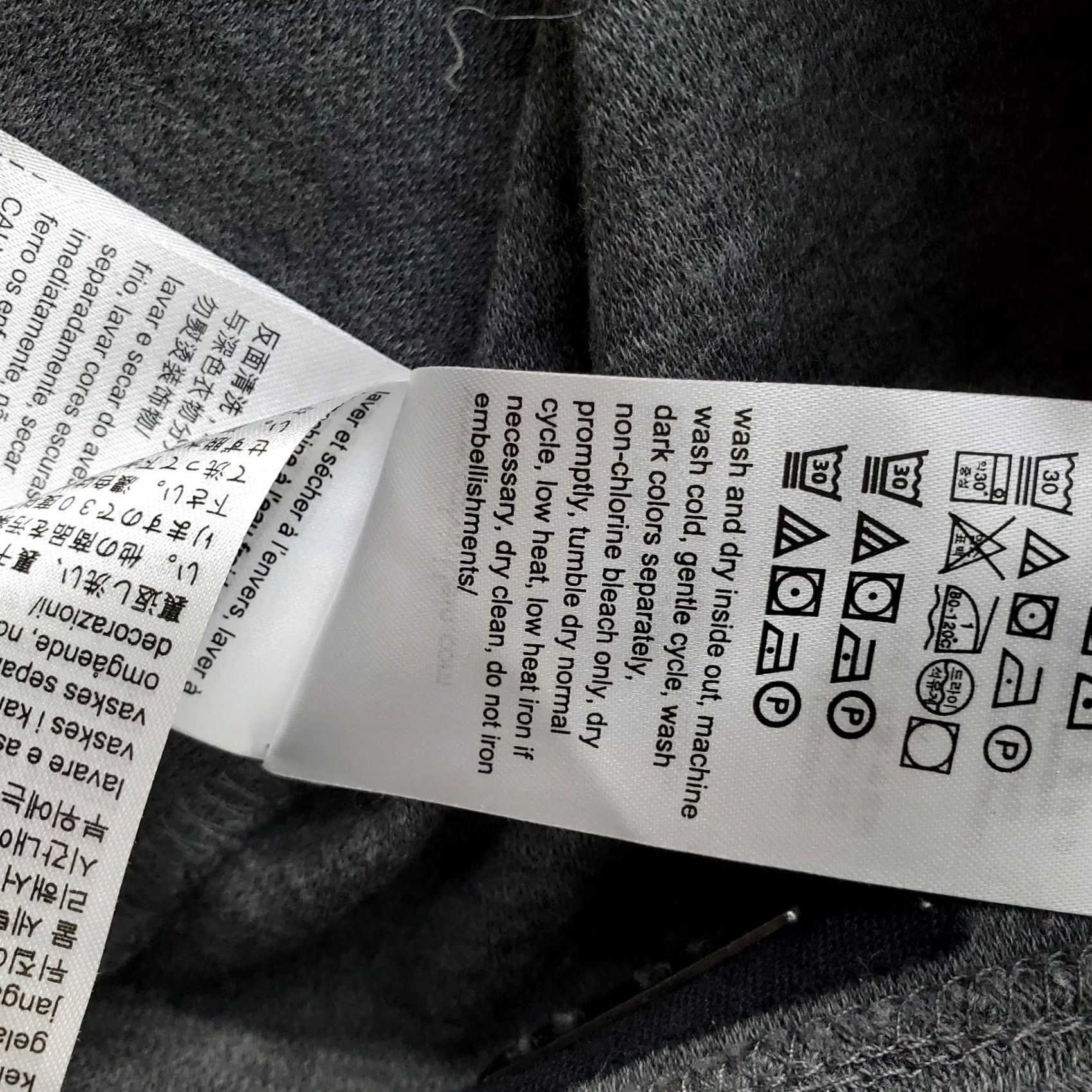 Calvin Klein Calvin Klein Mens Sweater Shirt? No, Sweater.125 Size US L / EU 52-54 / 3 - 6 Thumbnail