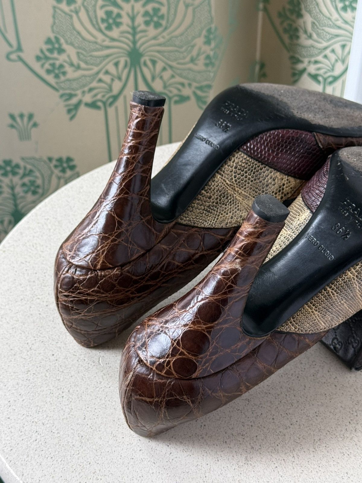 Prada Prada Burgundy Brown Reptile Embossed Leather Pumps Heels Size US 6.5 / IT 36.5 - 10 Thumbnail