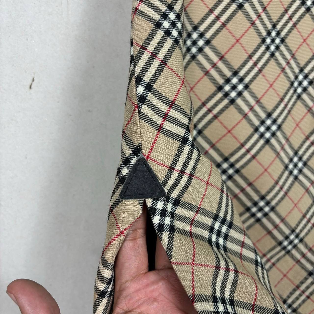 Burberry Burberry Nova Check Skirt Size 28" / US 6 / IT 42 - 5 Thumbnail