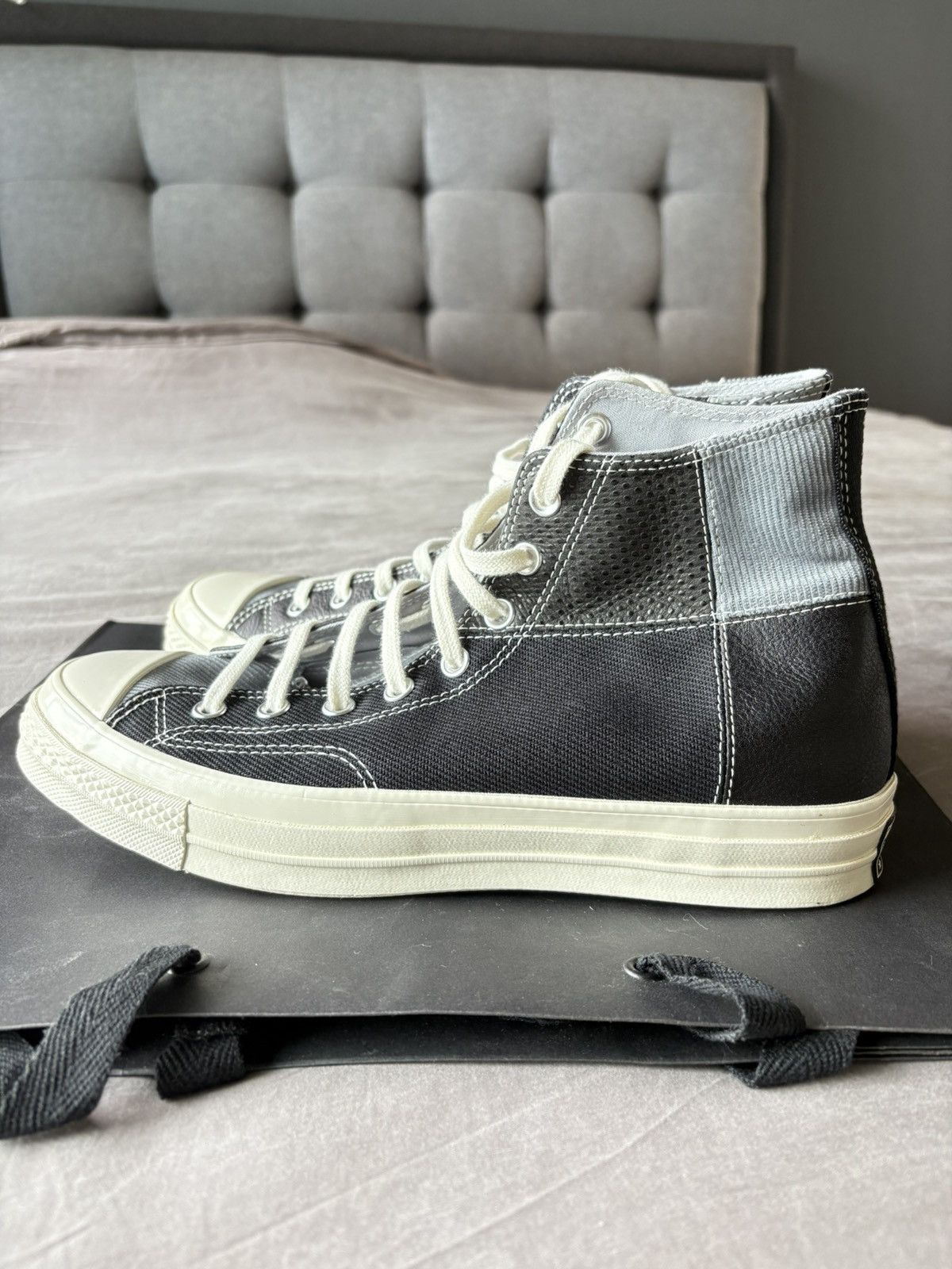 Converse × Vintage Rare S/S19 Patchwork Converse Size US 11 / EU 44 - 2 Thumbnail