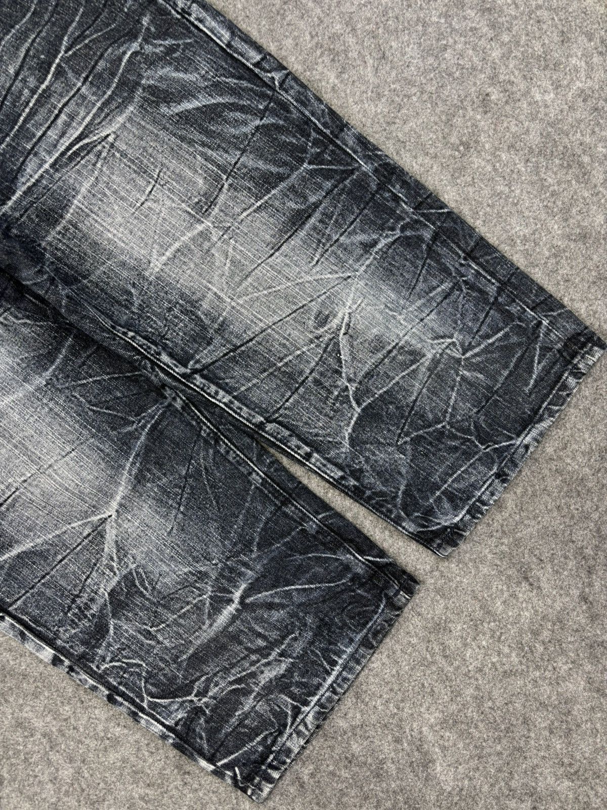 semanticdesign Semanticdesign Crazy Fades Short Denim F753 Size US 34 / EU 50 - 4 Thumbnail