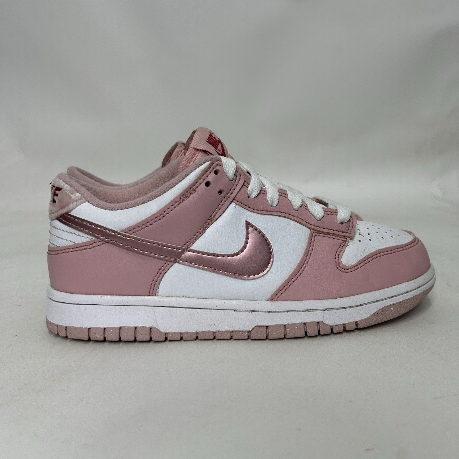 Nike Nike Dunk Low GS “Pink Velvet White” Size US 6.5 / IT 36.5 - 3 Thumbnail