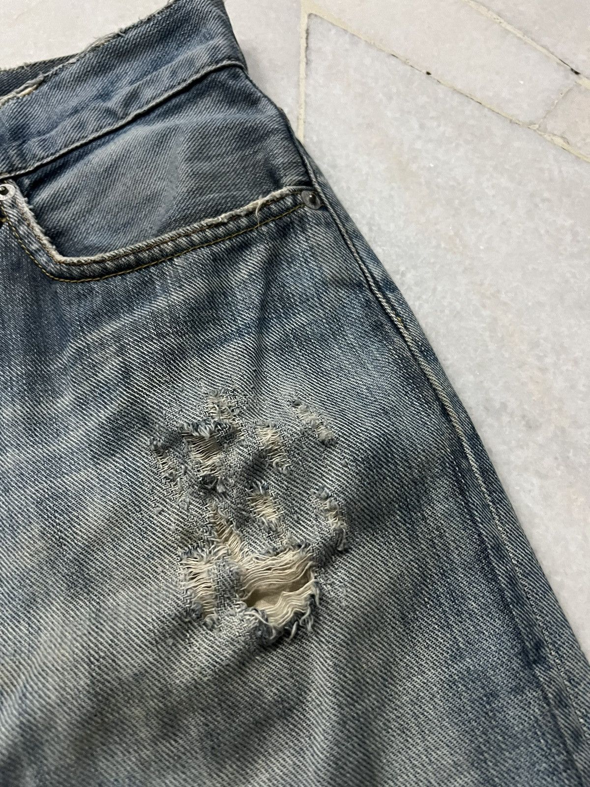 Edwin × If Six Was Nine × Le Grande Bleu (L.G.B.) VINTAGE EDWIN 504 R MUD WASH DISTRESS JEANS Size US 30 / EU 46 - 8 Thumbnail