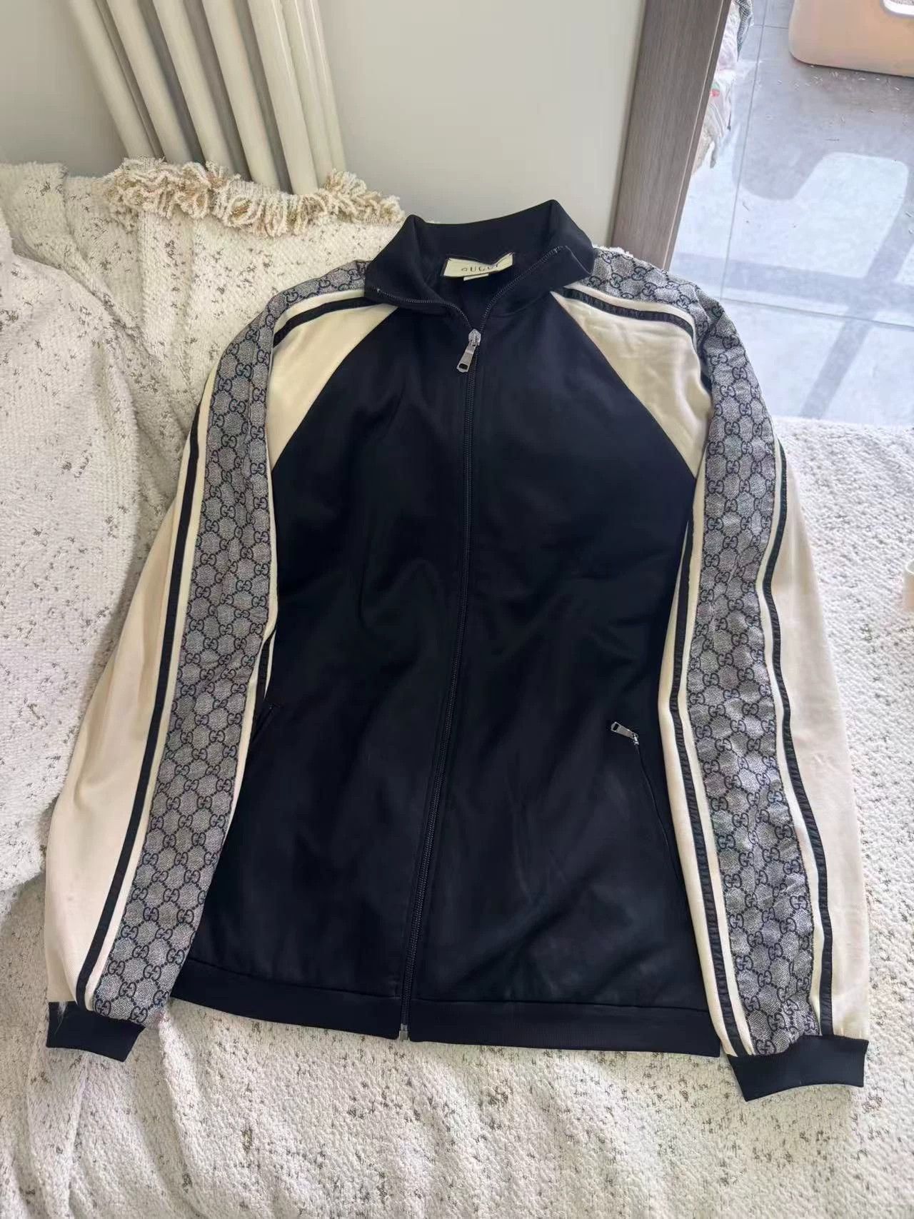 Gucci Gucci Snake Print XS School Jacket Authentic 99 New Size US XS / EU 42 / 0 - 1 Thumbnail